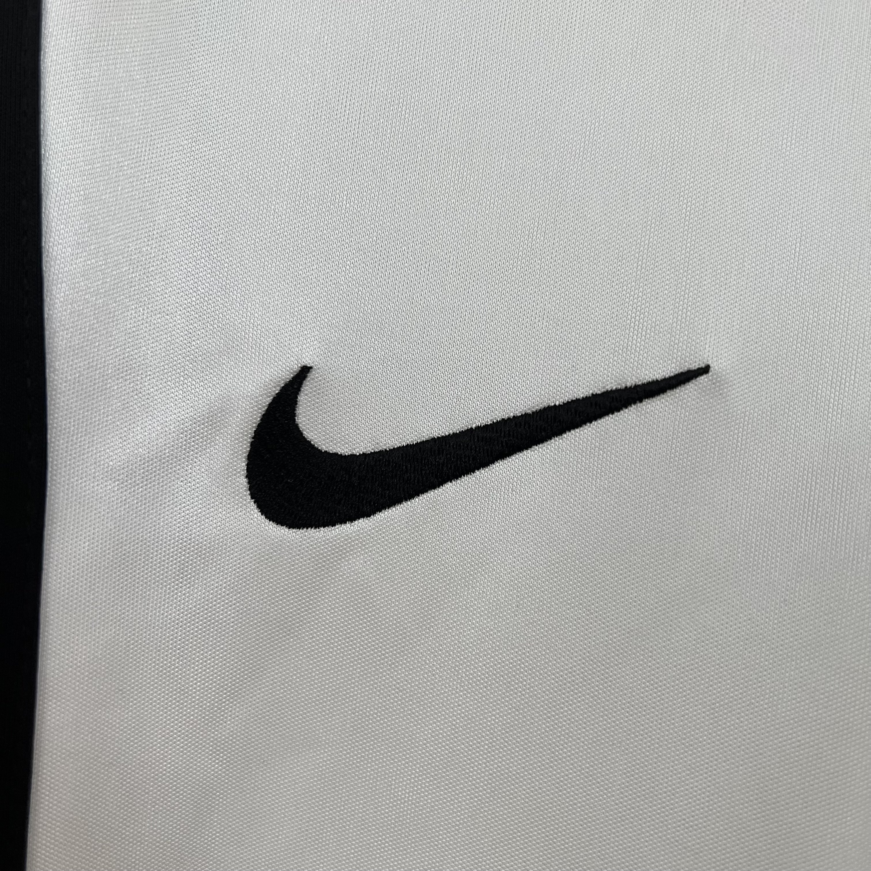 Camisola principal Valencia 2000/2001 - Versão adepto 5