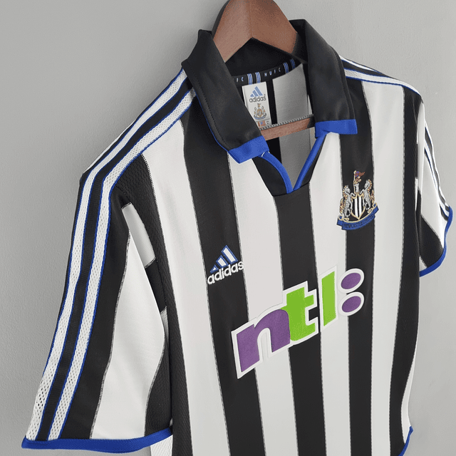 Camisola principal Newcastle 2000/2001 - Versão adepto