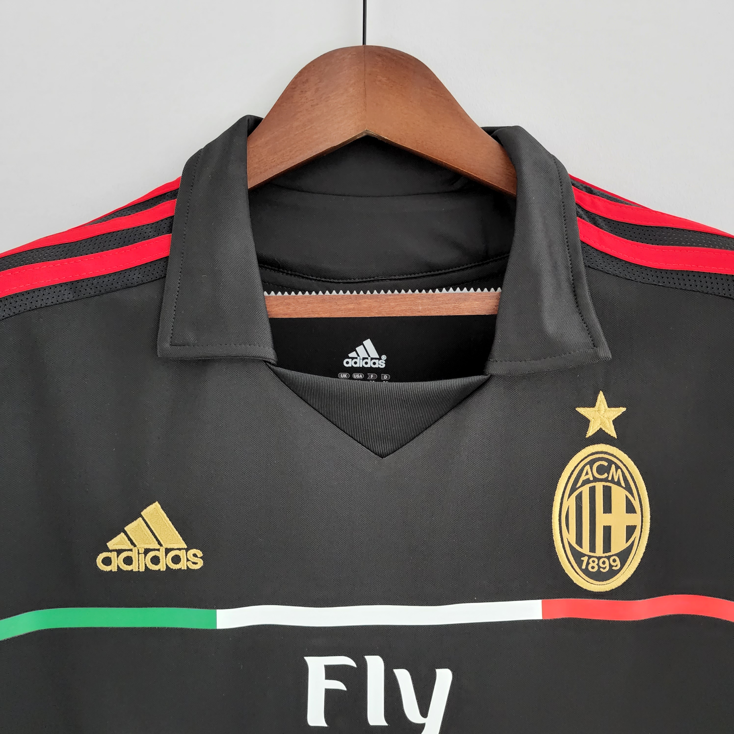 3ª Camisola Ac Milan 2011/2012 - Versão adepto 6