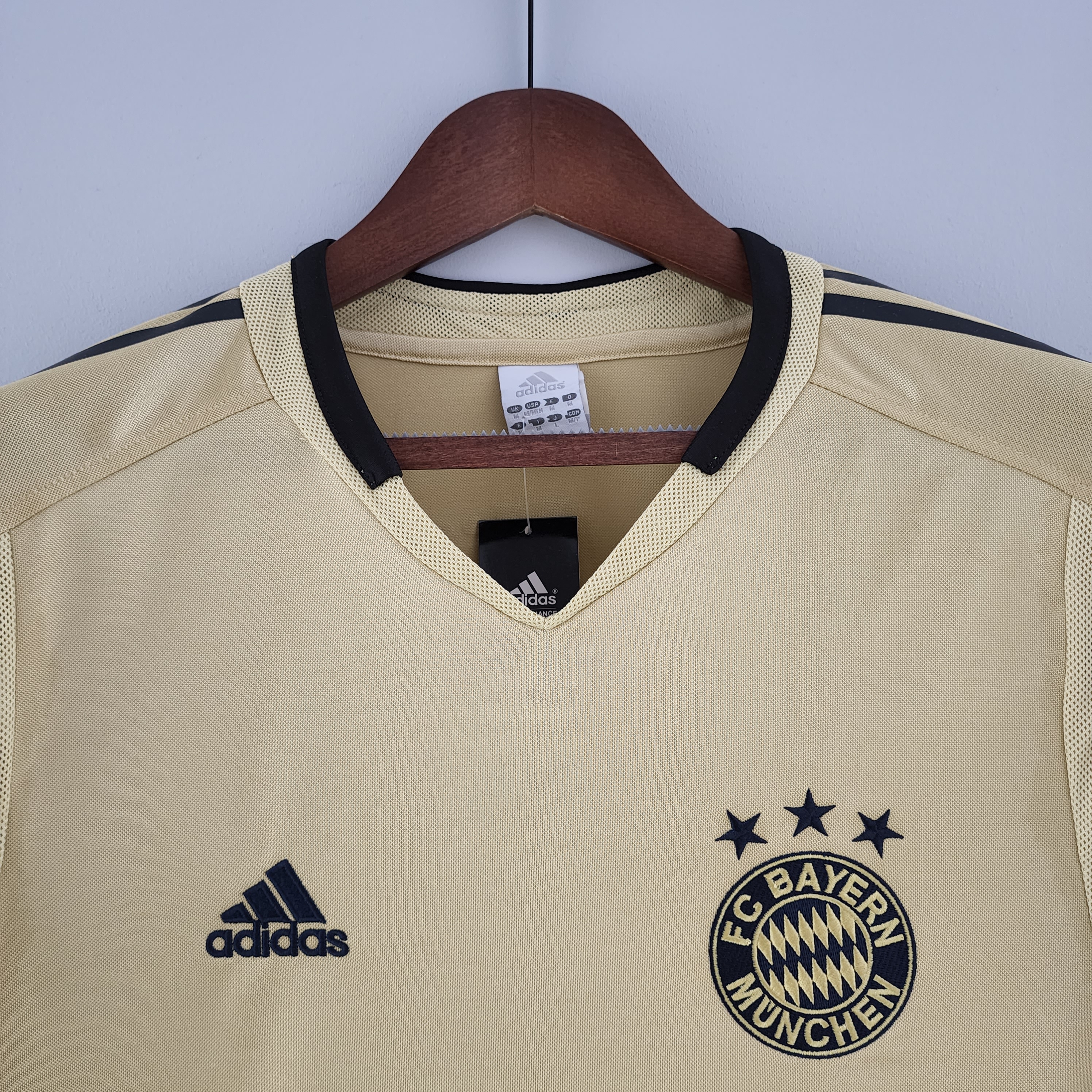Camisola alternativa Bayern Munique 2004/2005 - Versão adepto 6