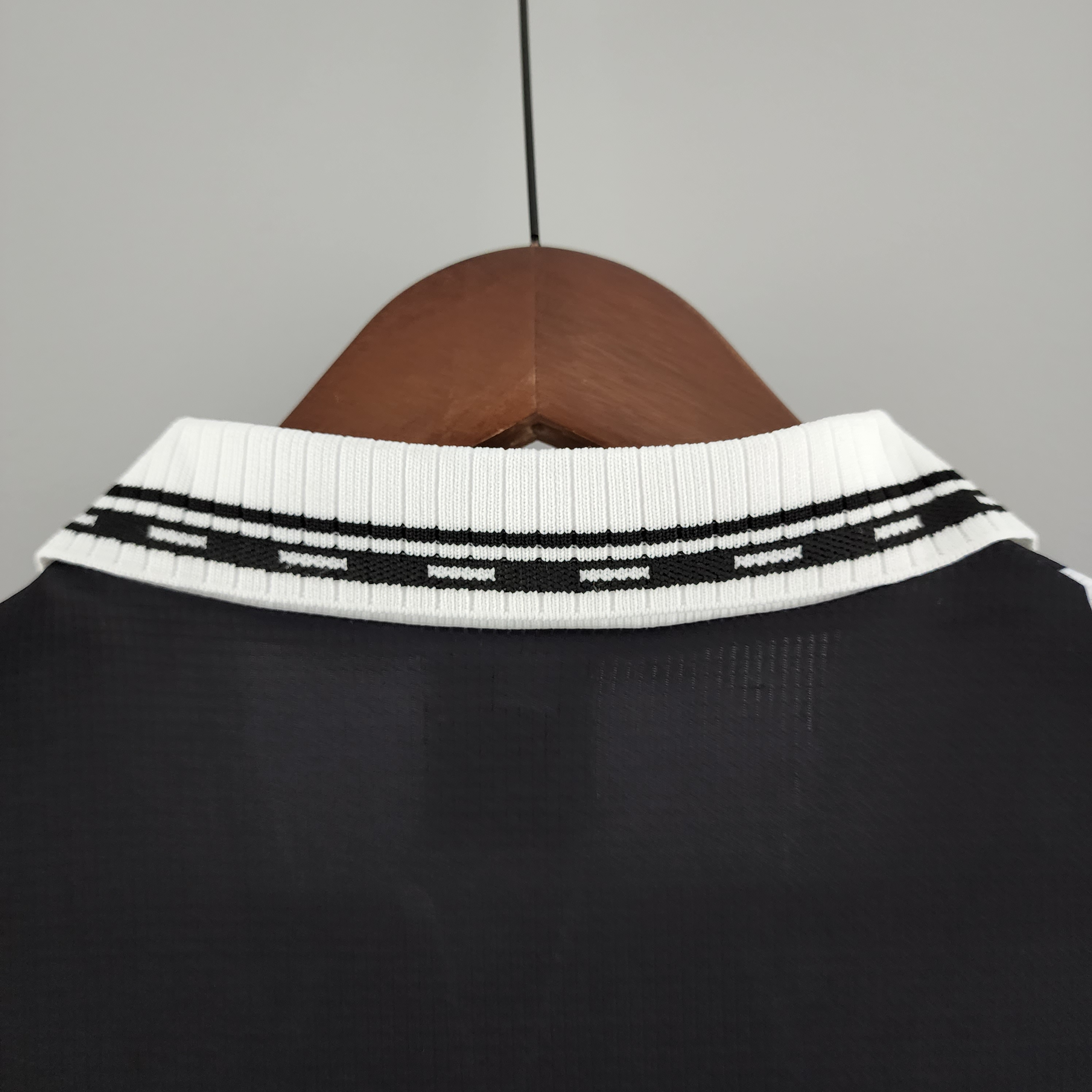 3ª Camisola Real Madrid 1997/1998 - Versão adepto 5