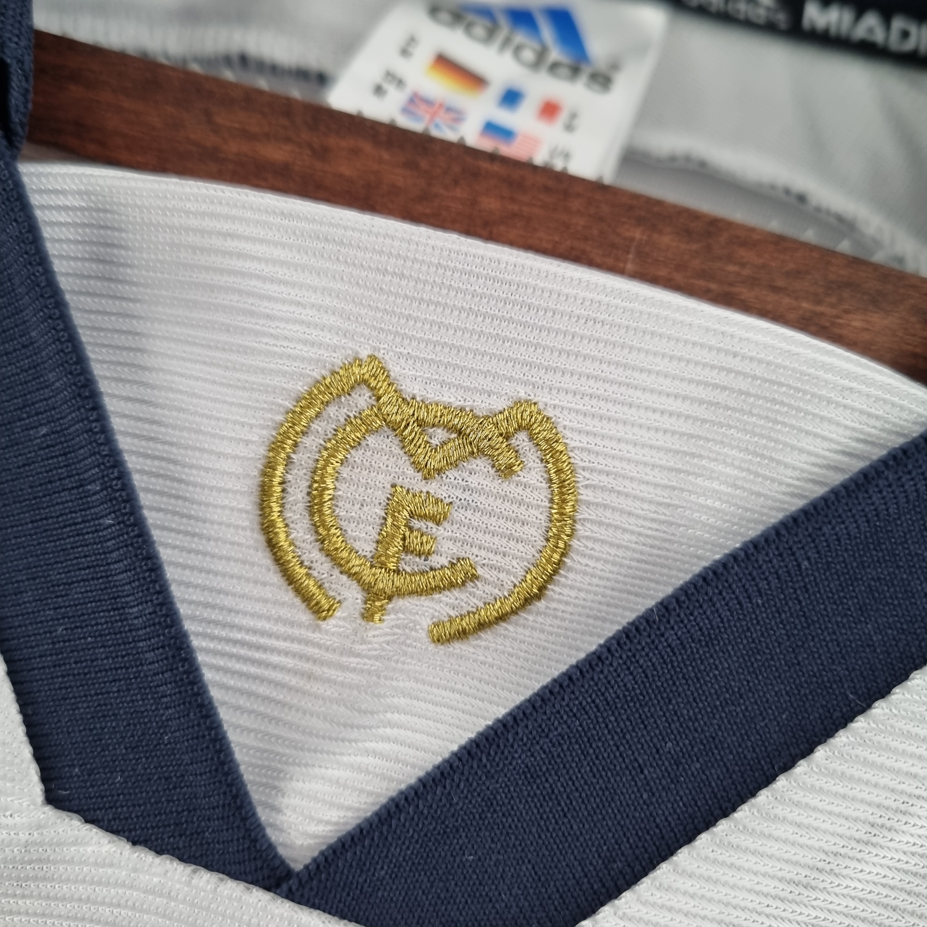 Camisola principal Real Madrid 1999/2000 - Versão adepto 9