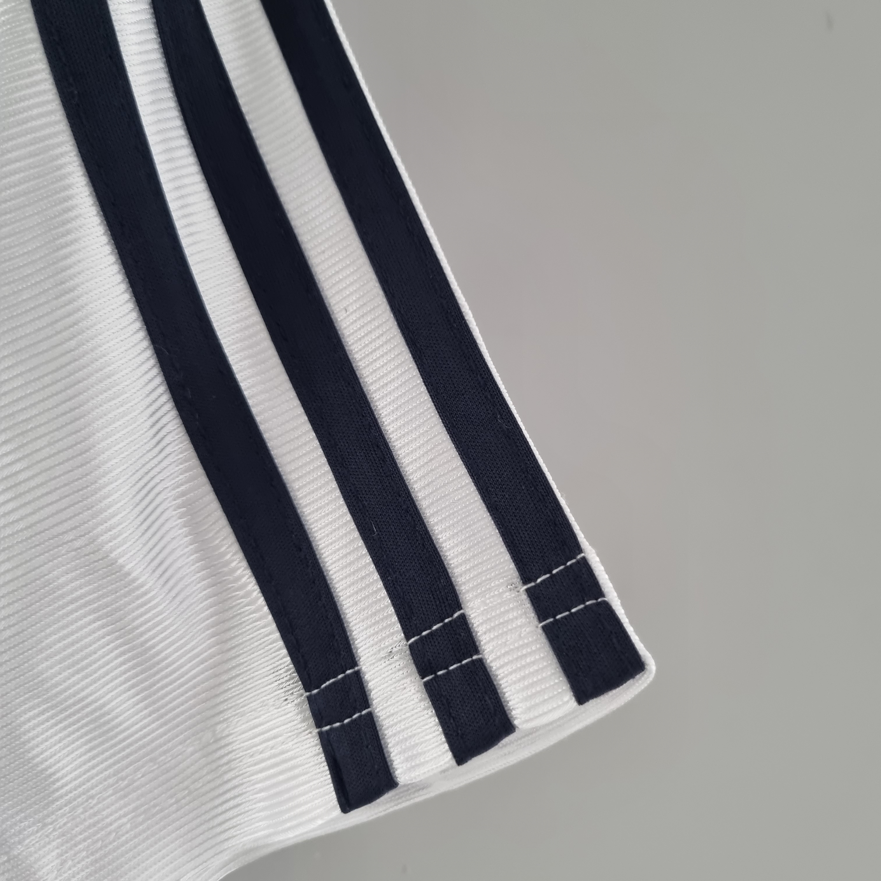 Camisola principal Real Madrid 1999/2000 - Versão adepto 13