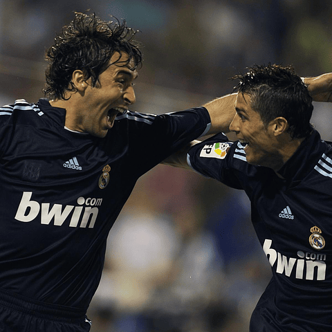 Camisola alternativa Real Madrid 2009/2010 - Versão adepto