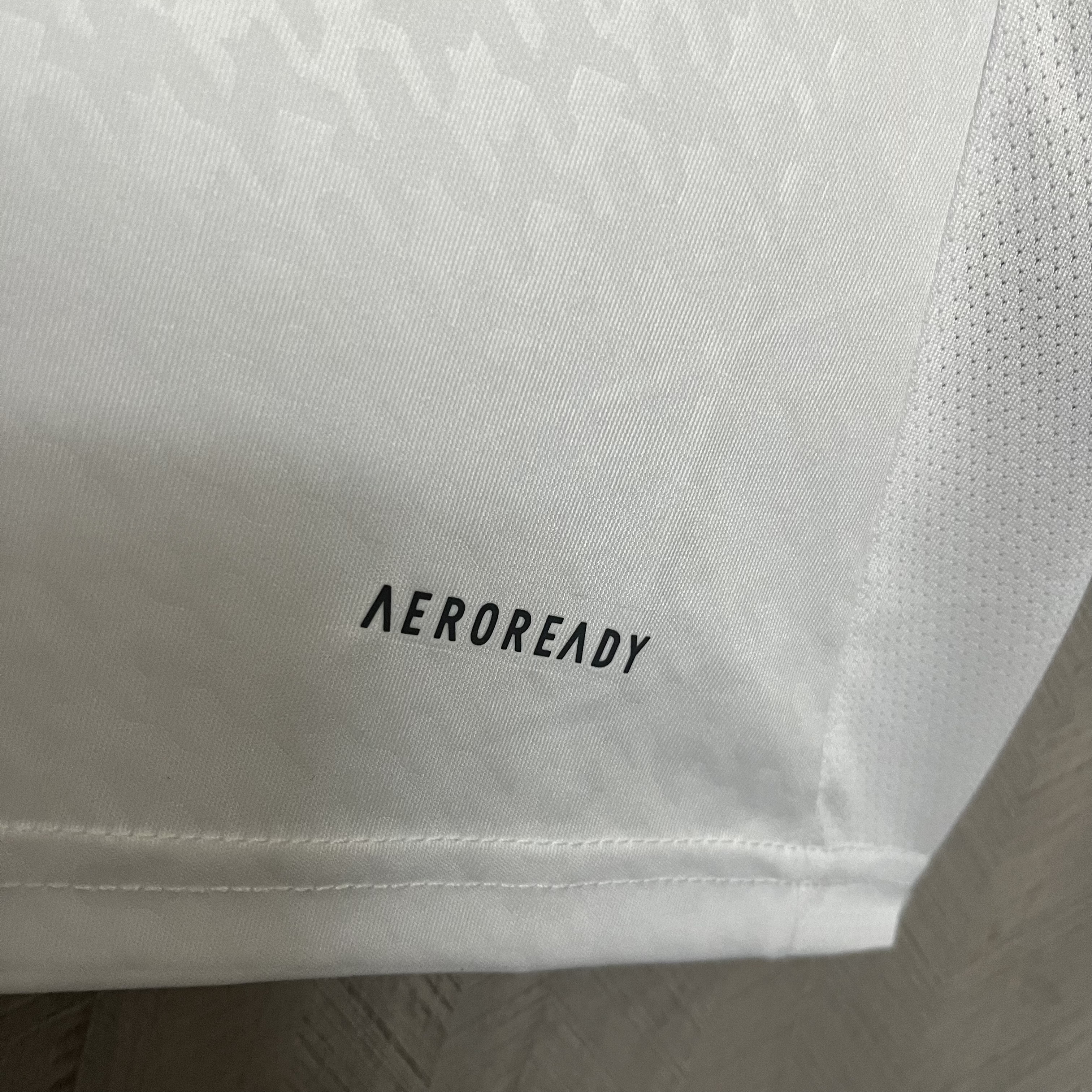 Camisola Principal Real Madrid 24/25 - Versão Adepto 15