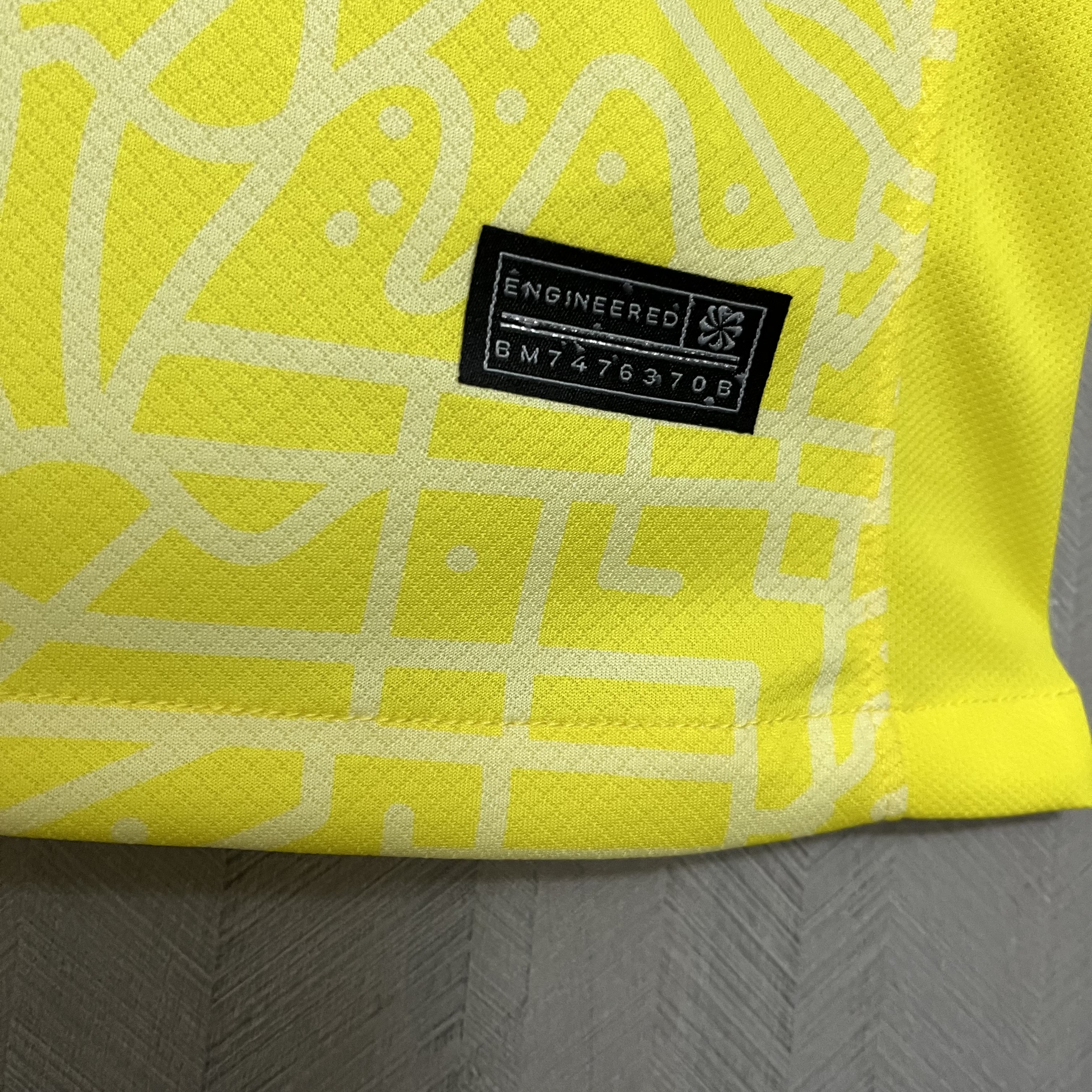 Camisola Principal Brasil 2024 - Versão femimina 11