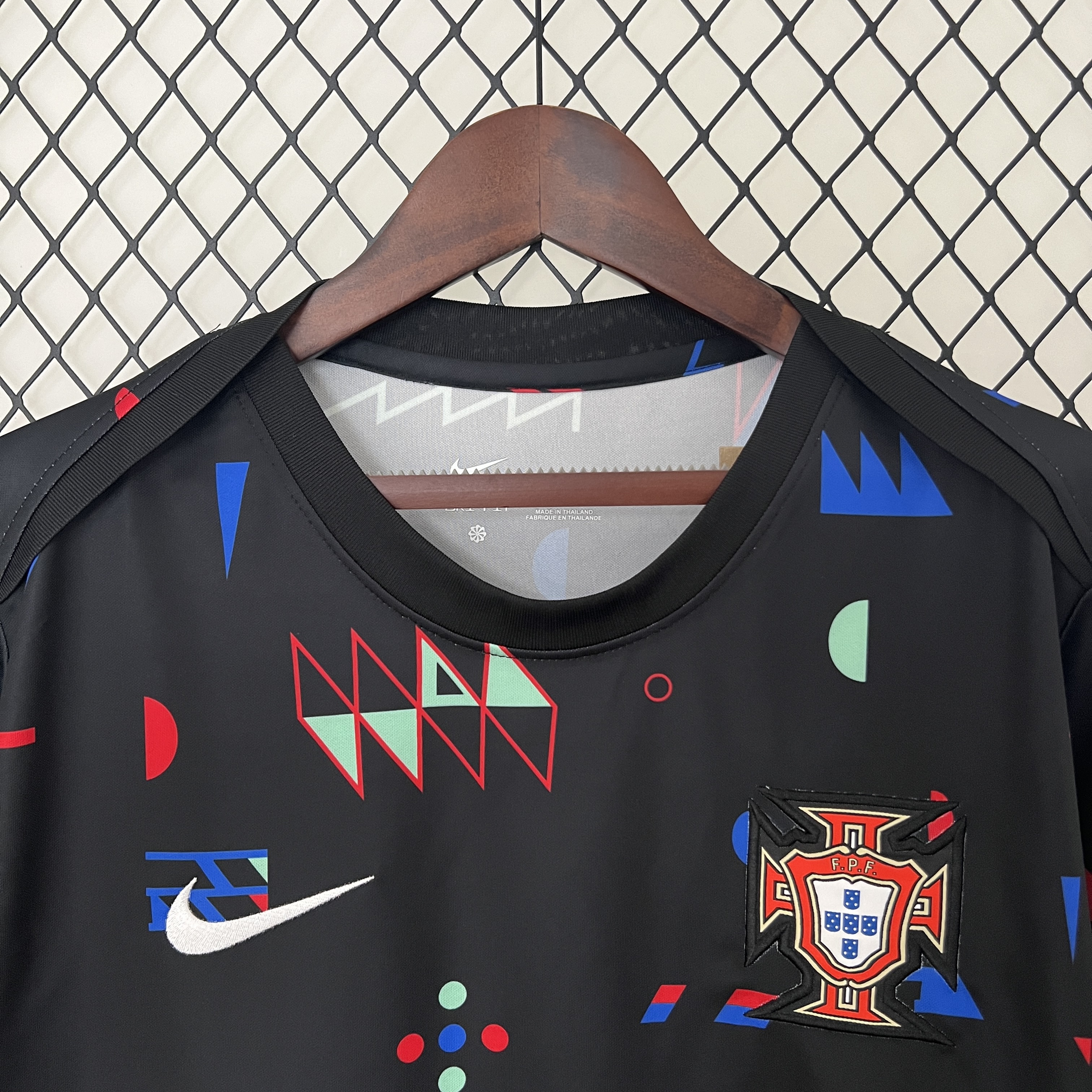 Camisola de Aquecimento Portugal Euro 2024 6