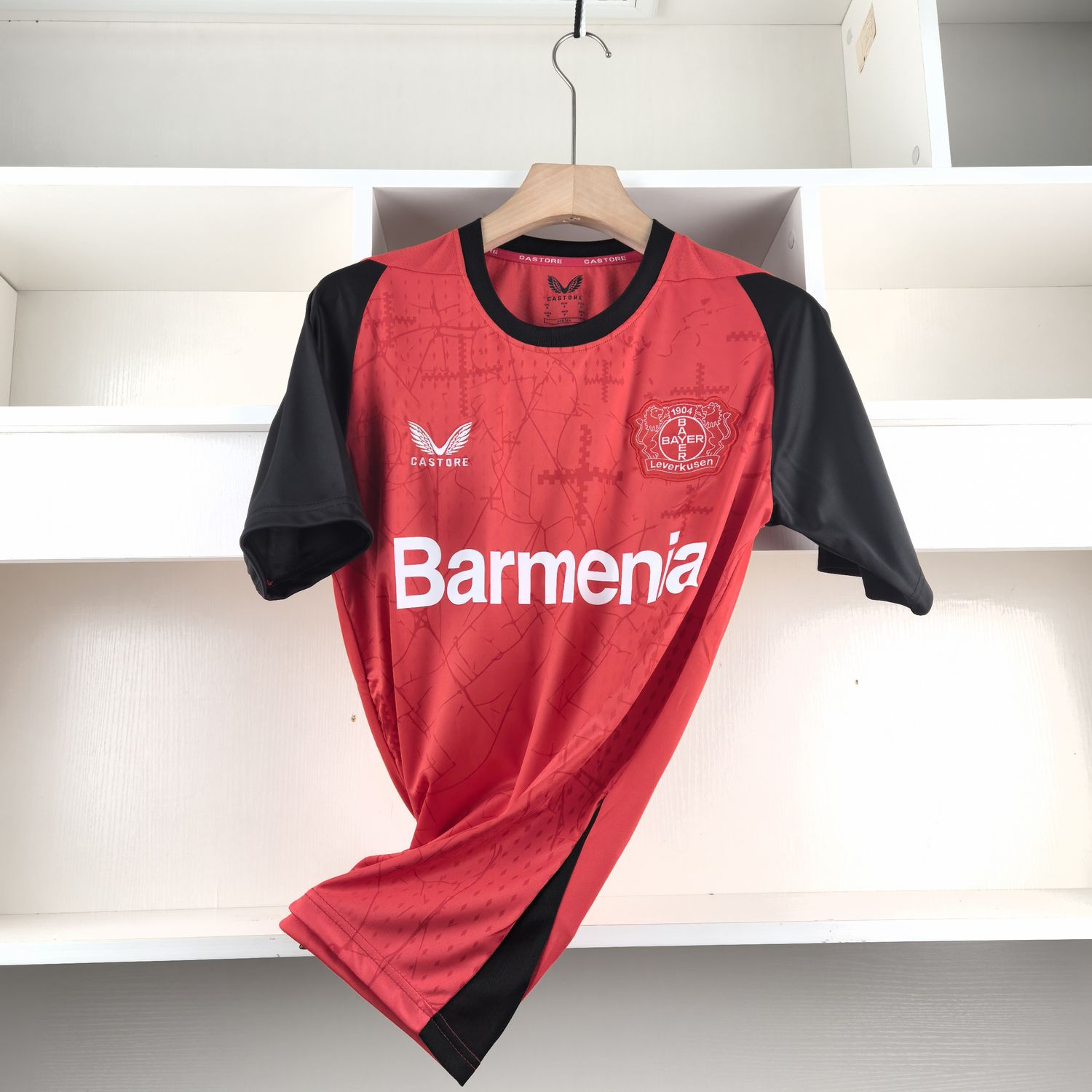 Camisola Principal Bayer Leverkusen 24/25 - Versão adepto 1