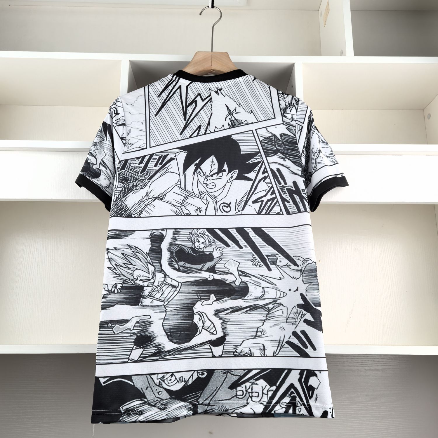 Camisola Japão Goku Super saiyan - Versão adepto  2