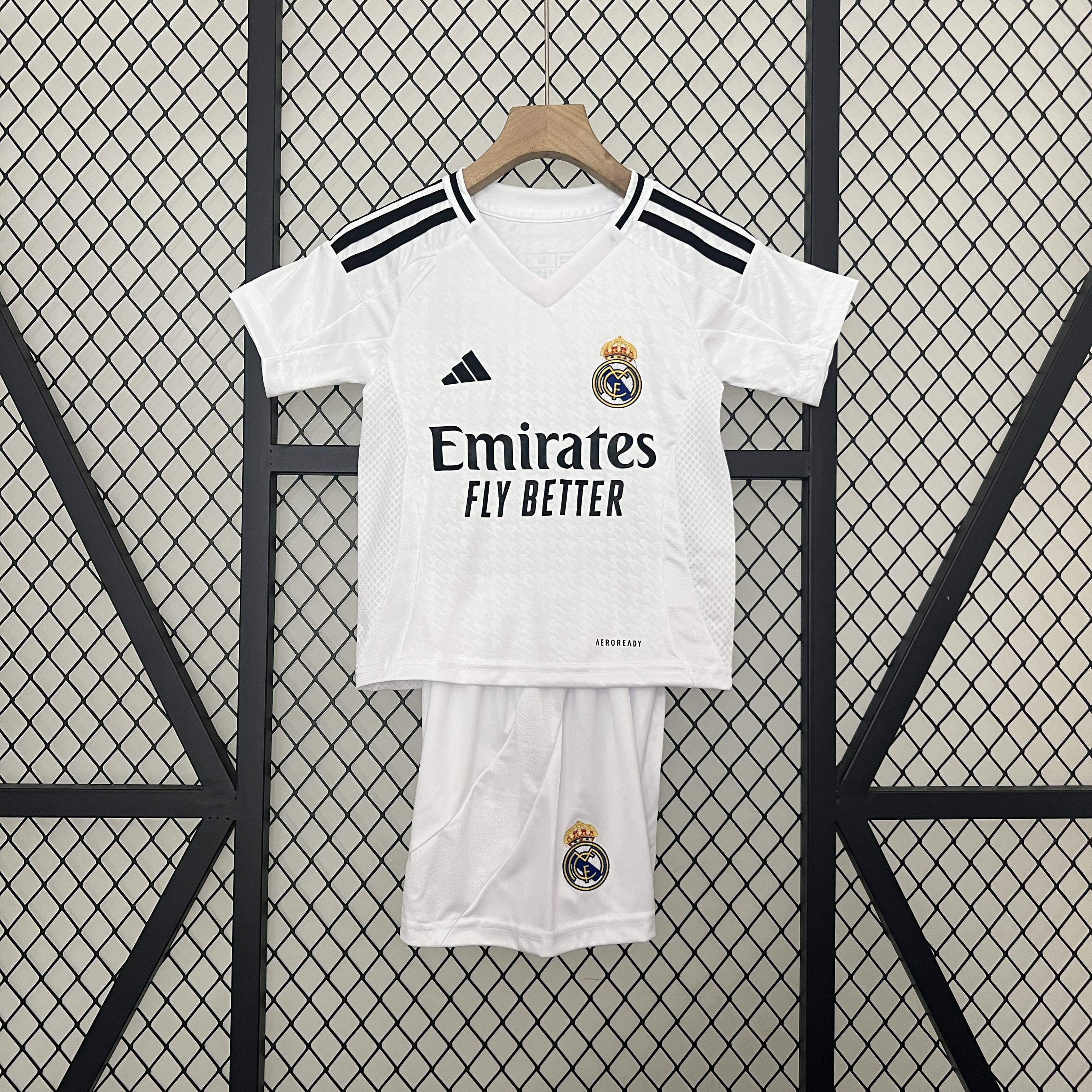 Kit Criança Real Madrid principal 24/25 1