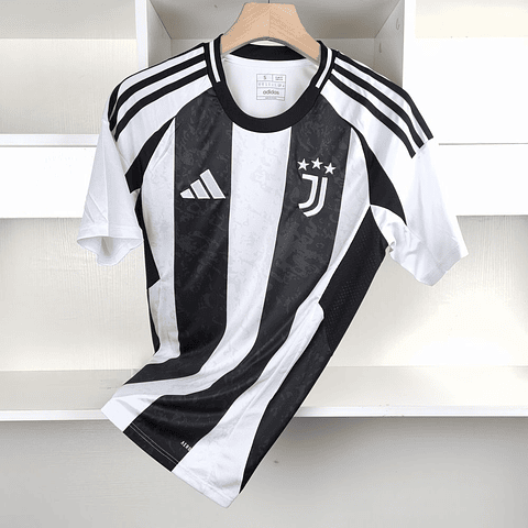 Camisola principal Juventus 24/25 - Versão adepto