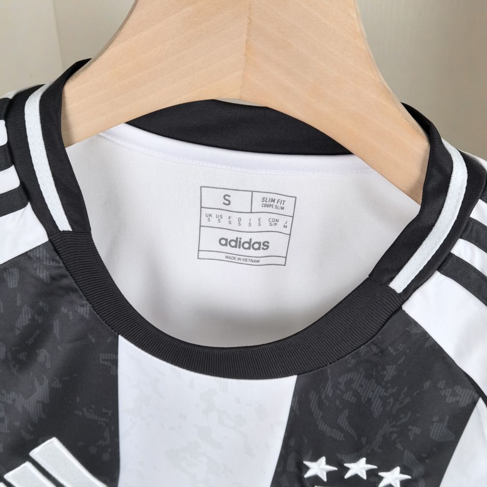 Camisola principal Juventus 24/25 - Versão adepto 8