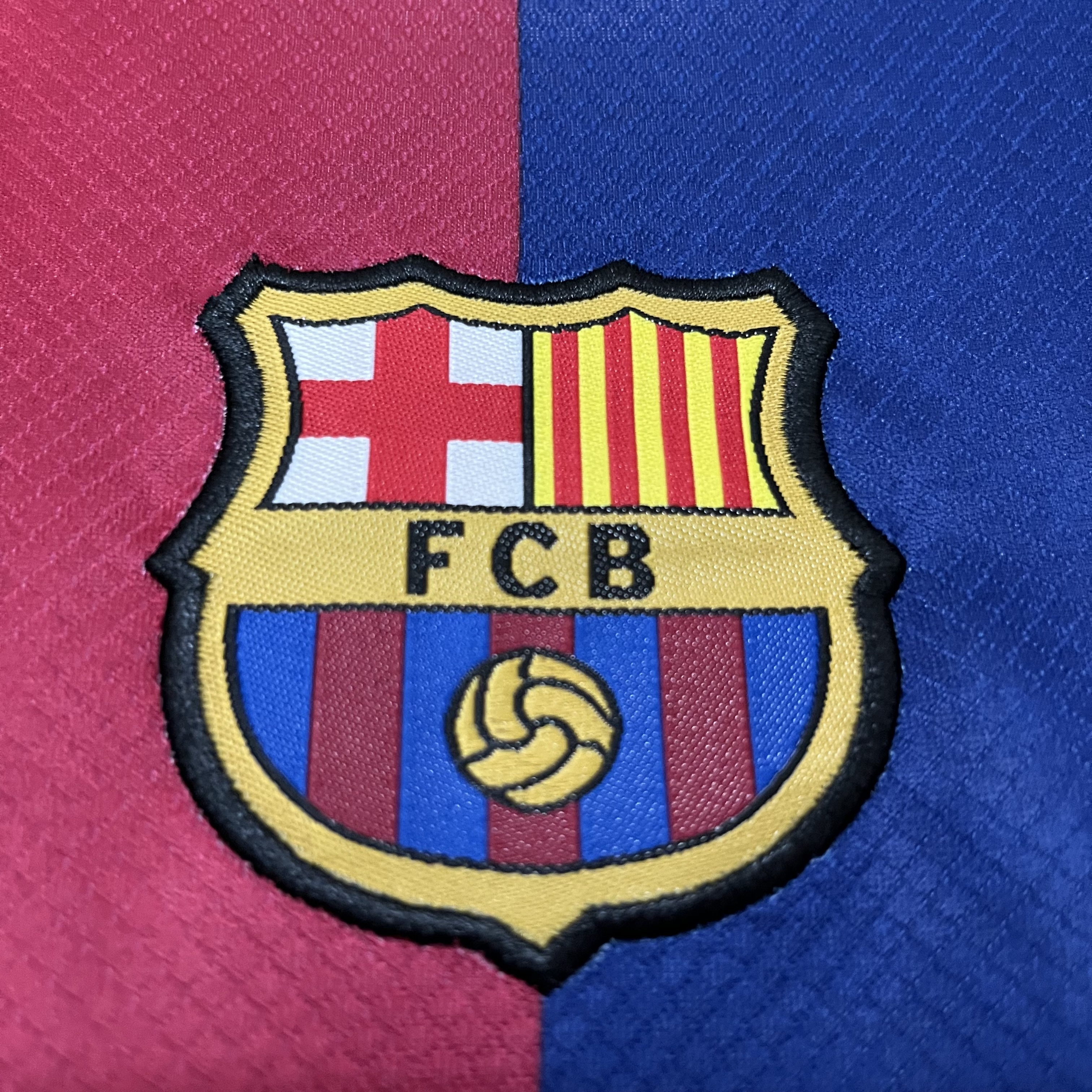 Kit Criança Barcelona principal 24/25 4