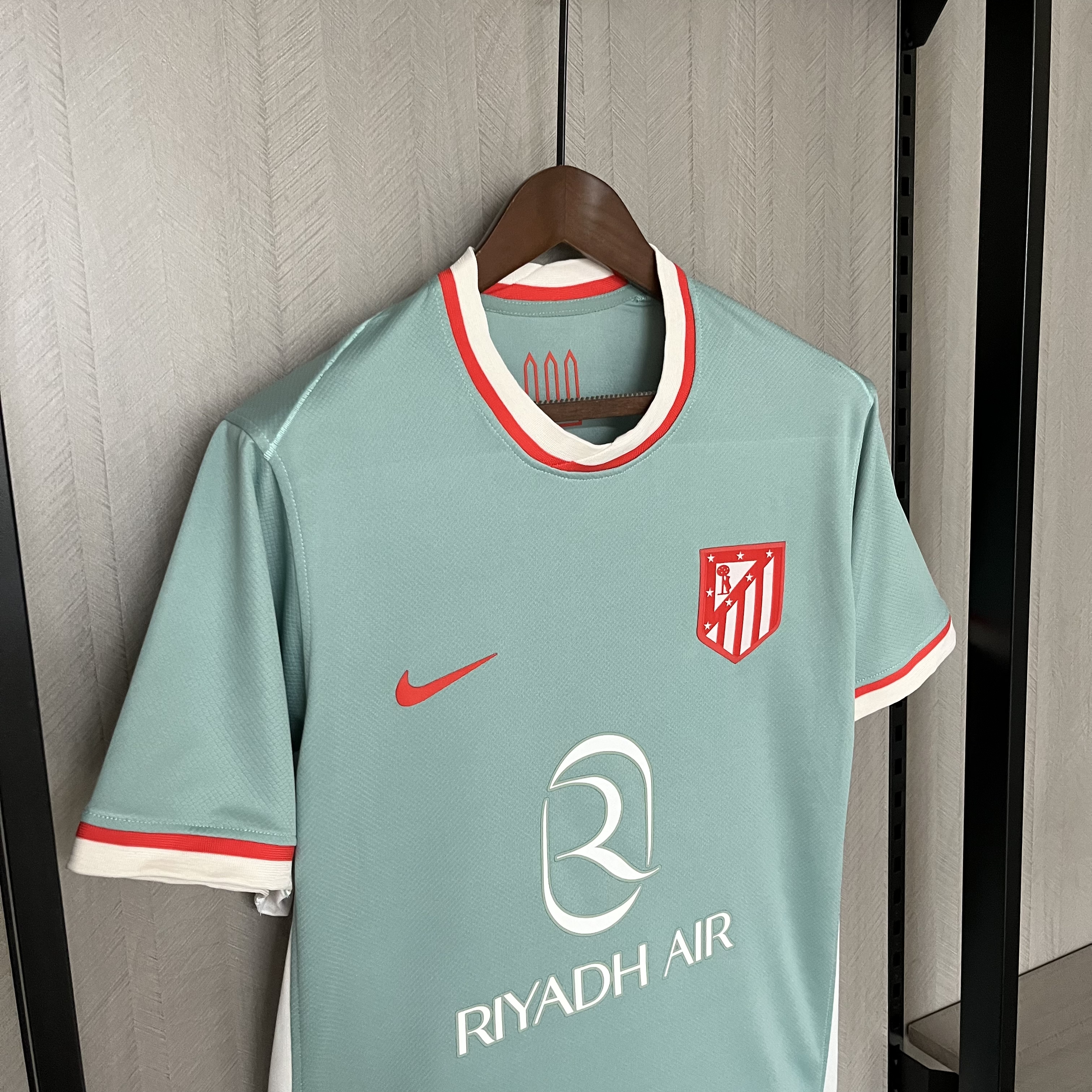 Camisola alternativa Atlético de Madrid 24/25 Versão adepto 8