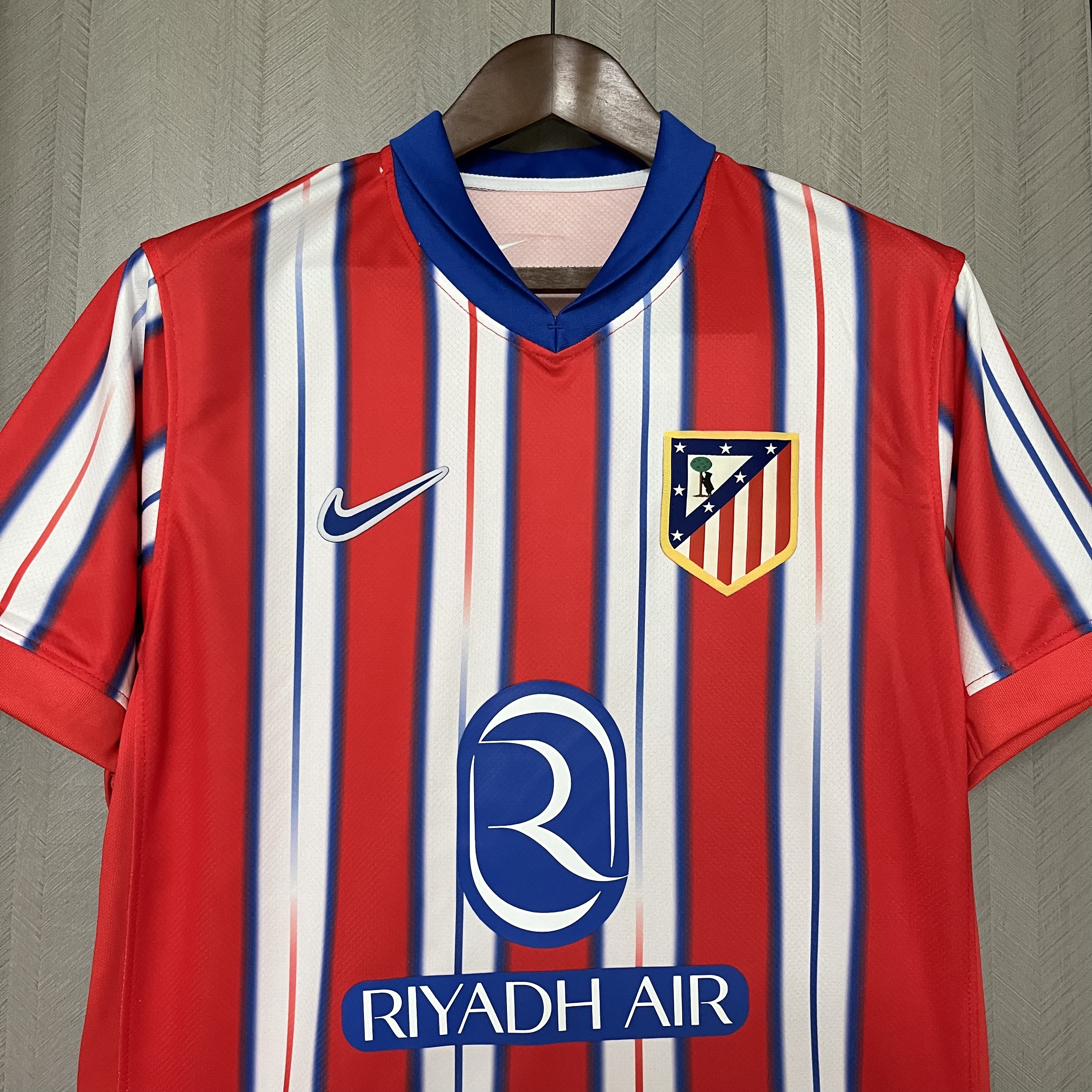 Camisola principal Atlético de Madrid 24/25 Versão adepto 6