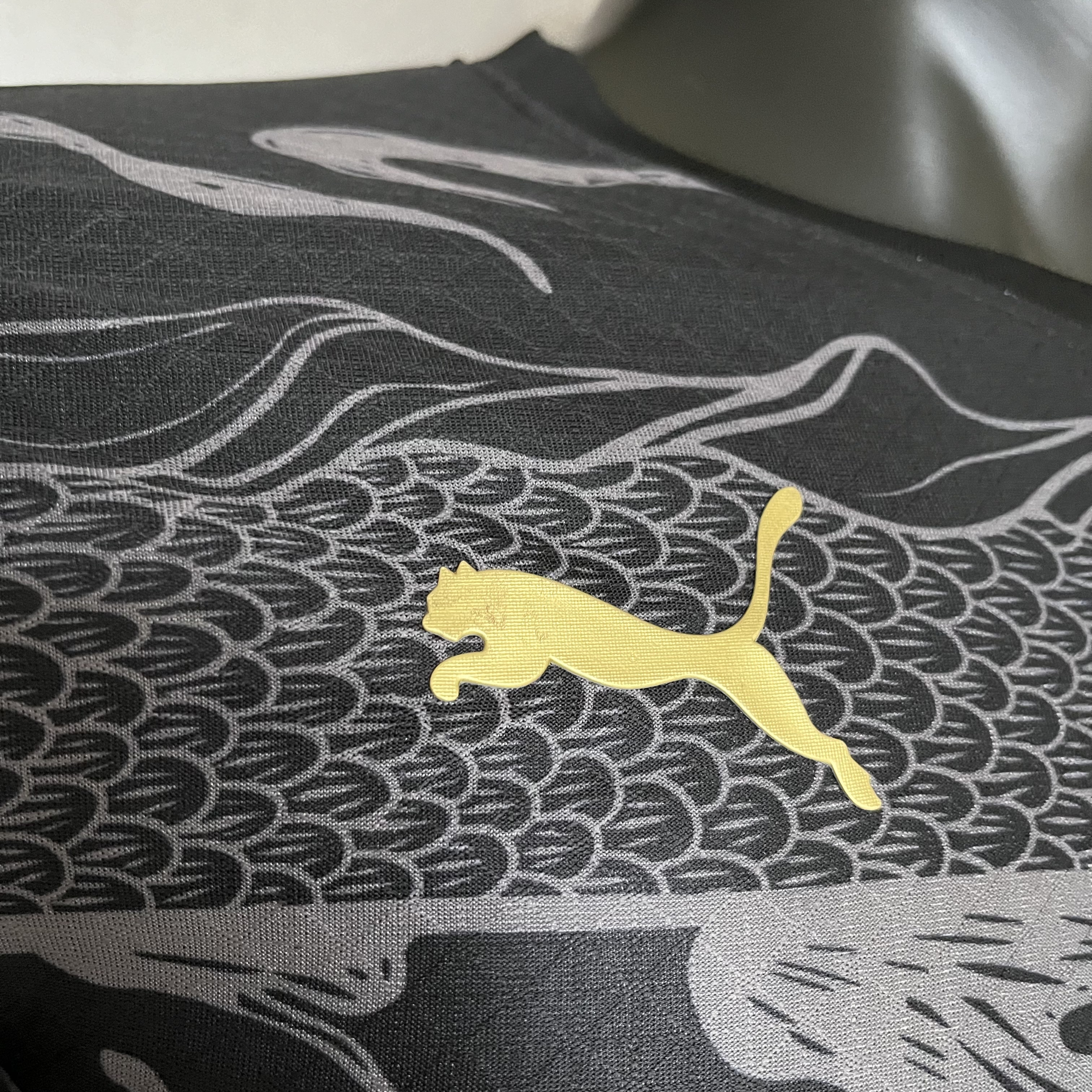 Camisola Man City Edição Especial - Versão jogador 4