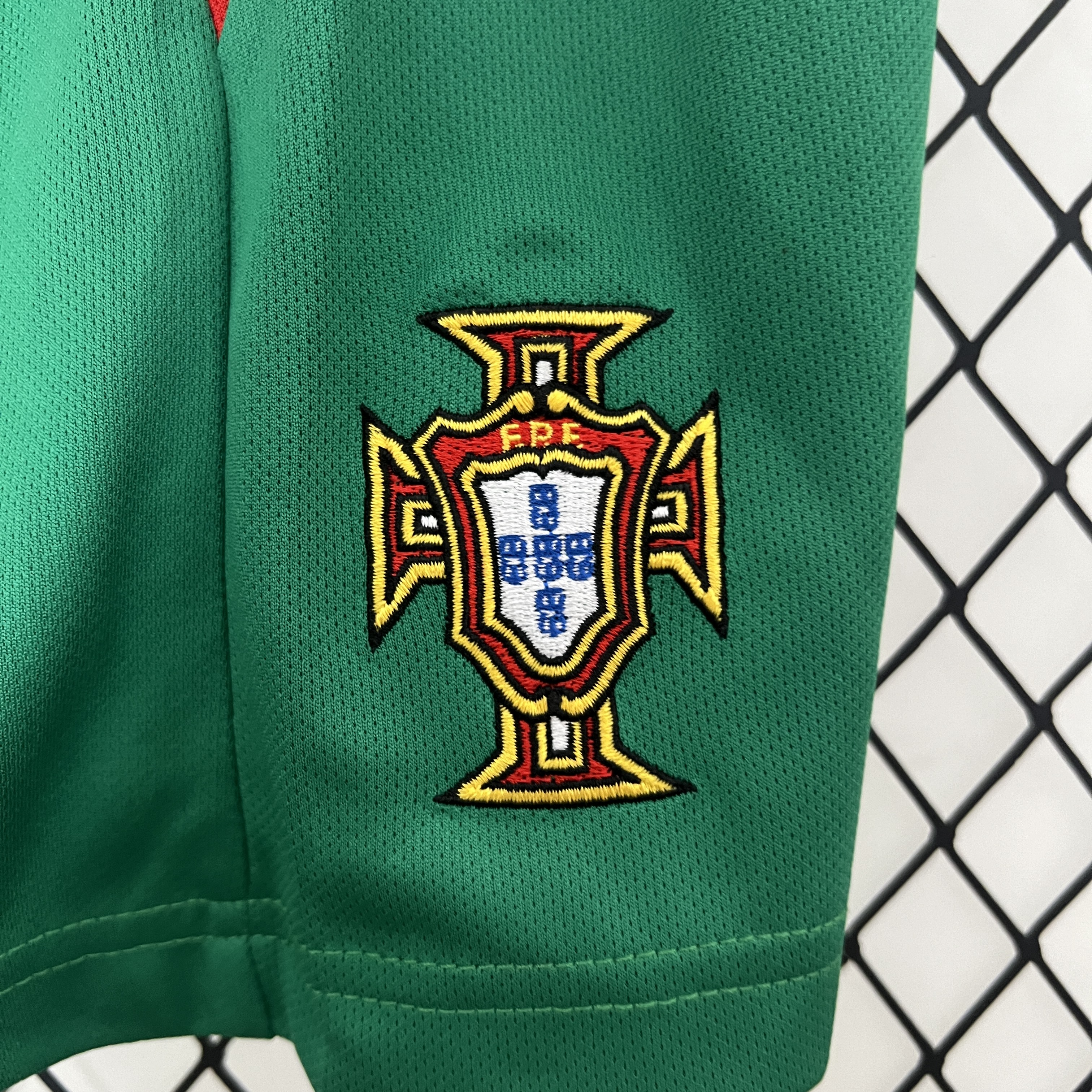 Kit Criança Portugal principal Euro 2004 9