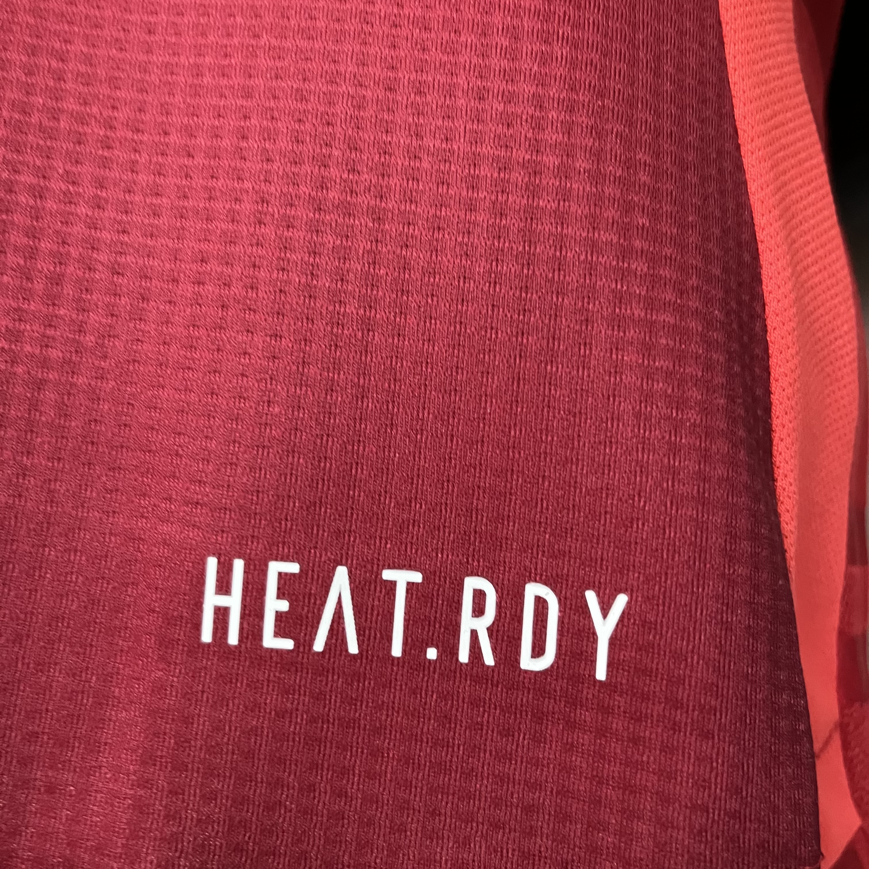 Camisola principal Man Utd 24/25 - Versão jogador 9