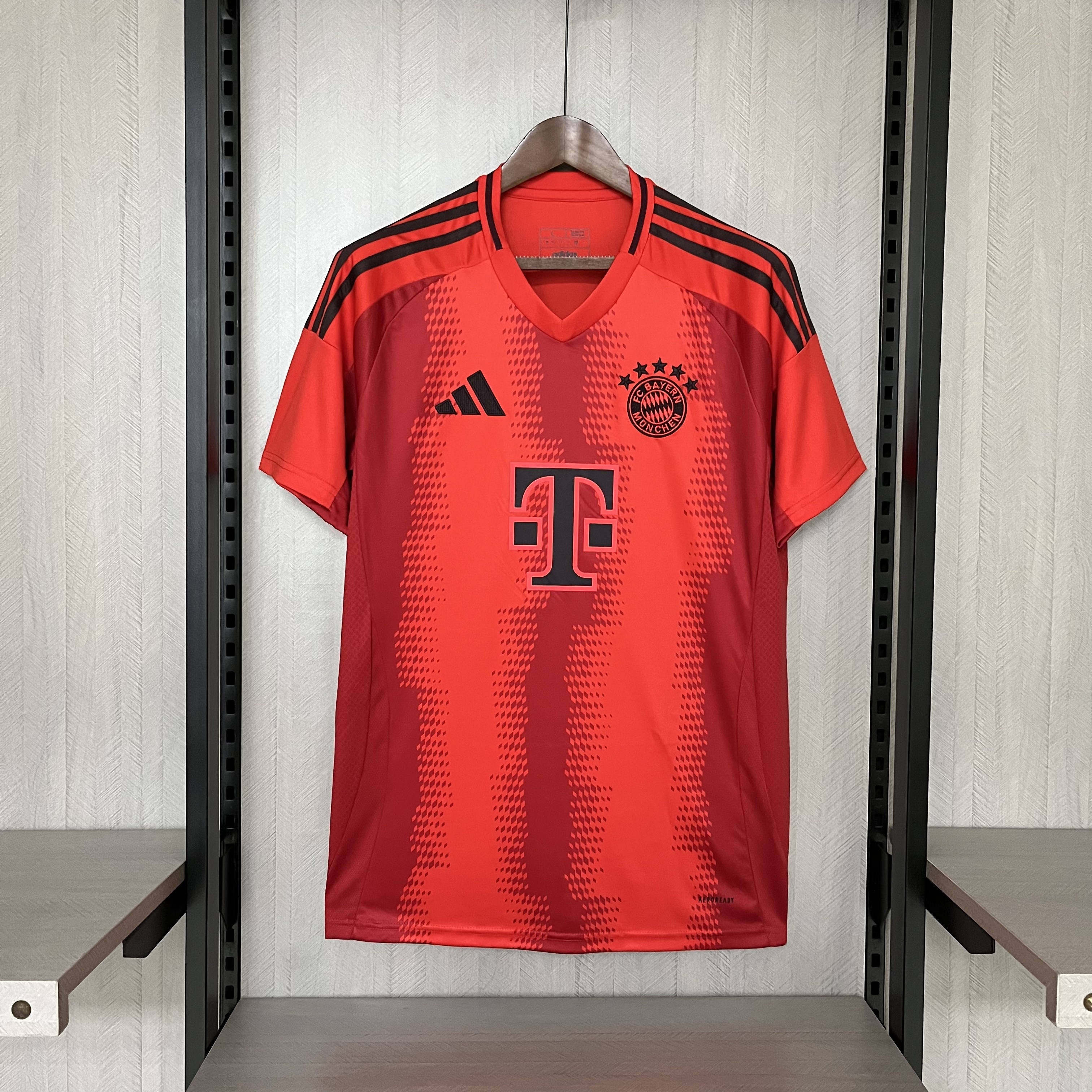 Camisola Principal Bayern Munique 24/25 - Versão adepto 1