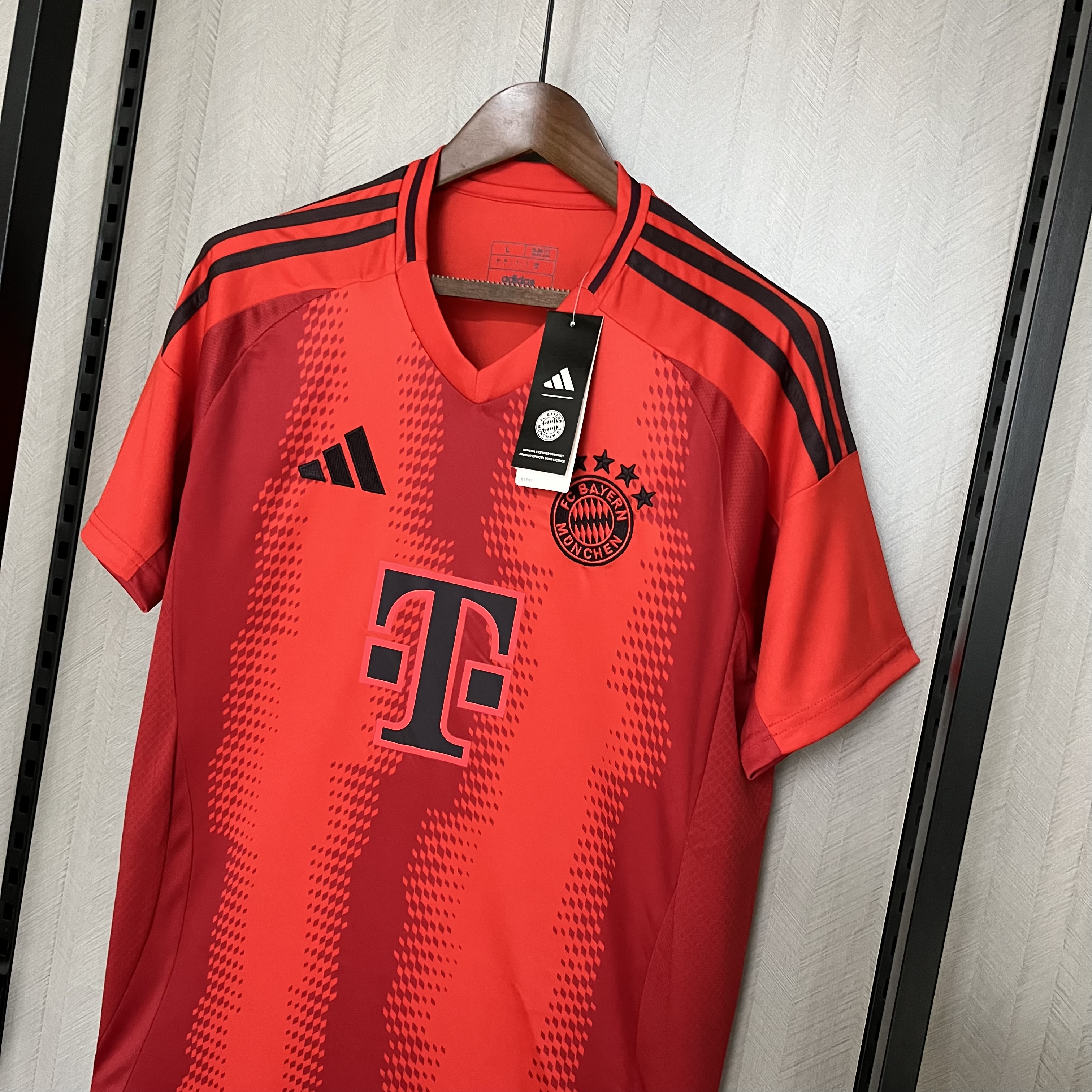 Camisola Principal Bayern Munique 24/25 - Versão adepto 8