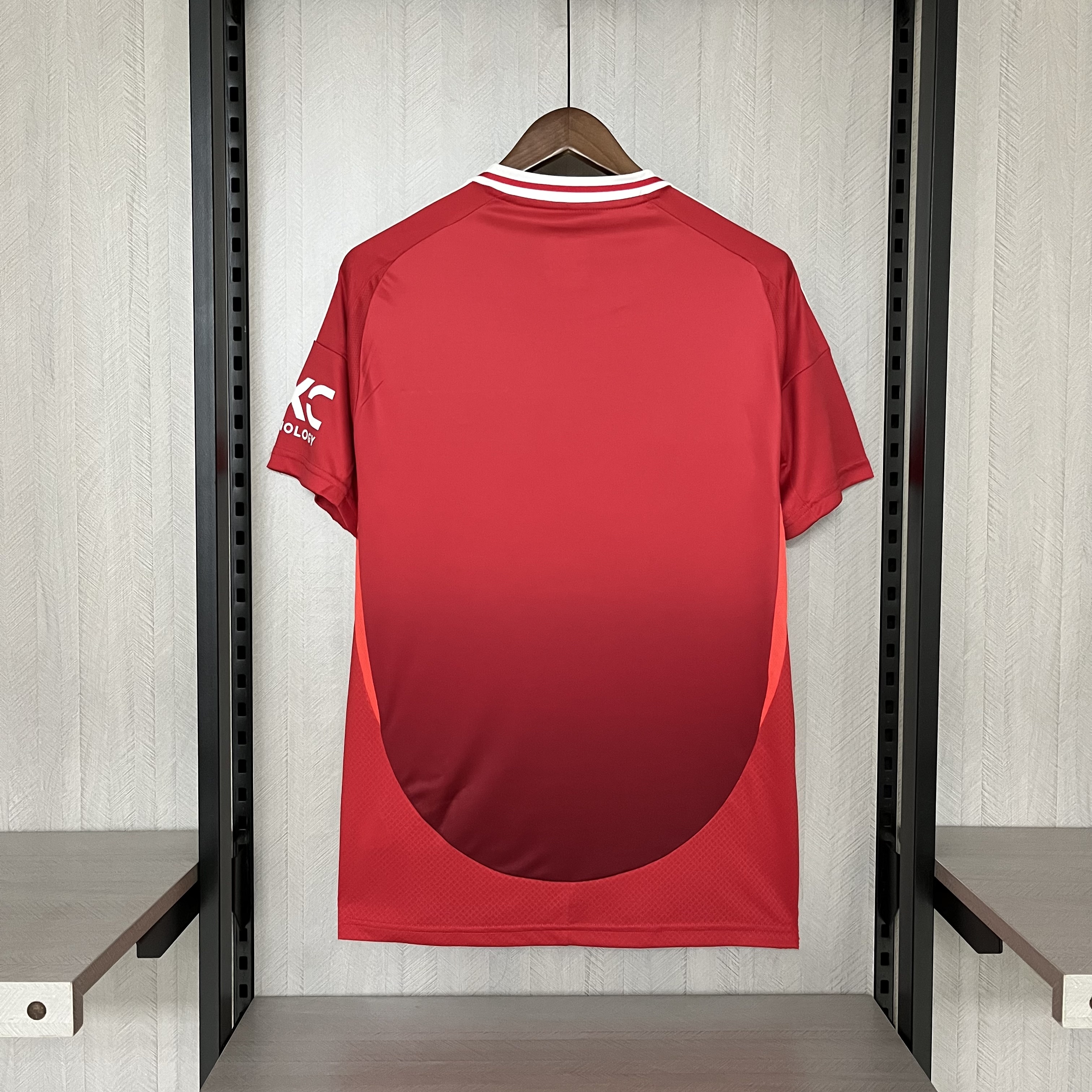 Camisola principal Man Utd 24/25 - Versão adepto 3