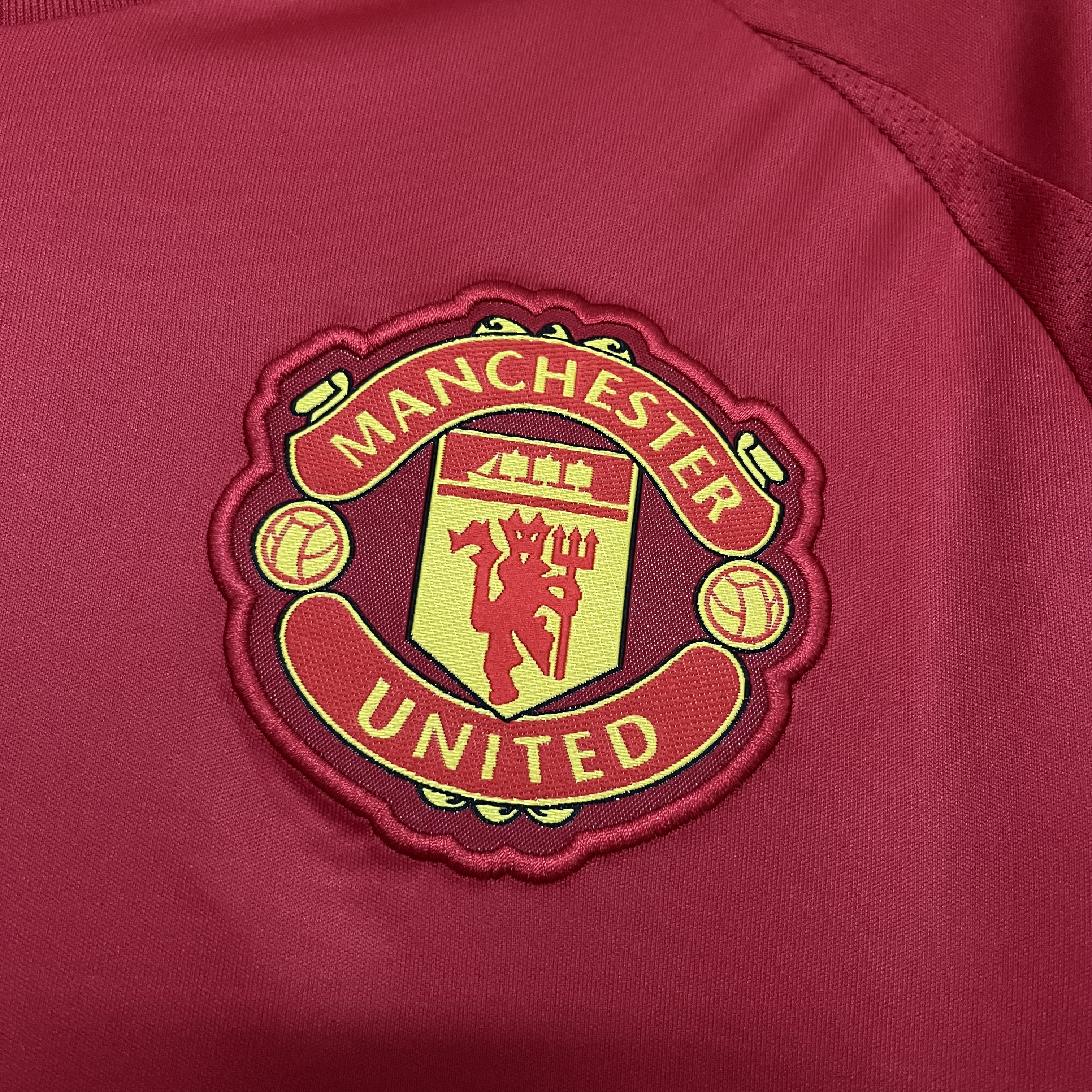 Camisola principal Man Utd 24/25 - Versão adepto 4