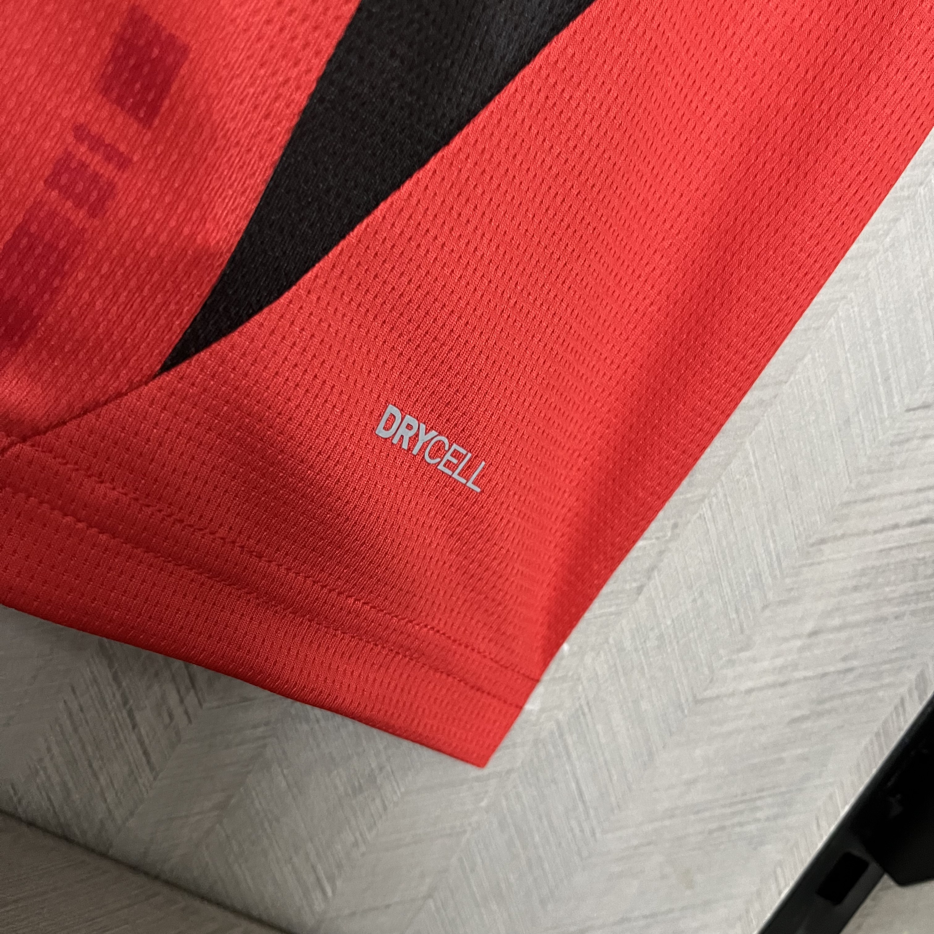 Camisola Principal AC Milan 24/25 - Versão adepto 13