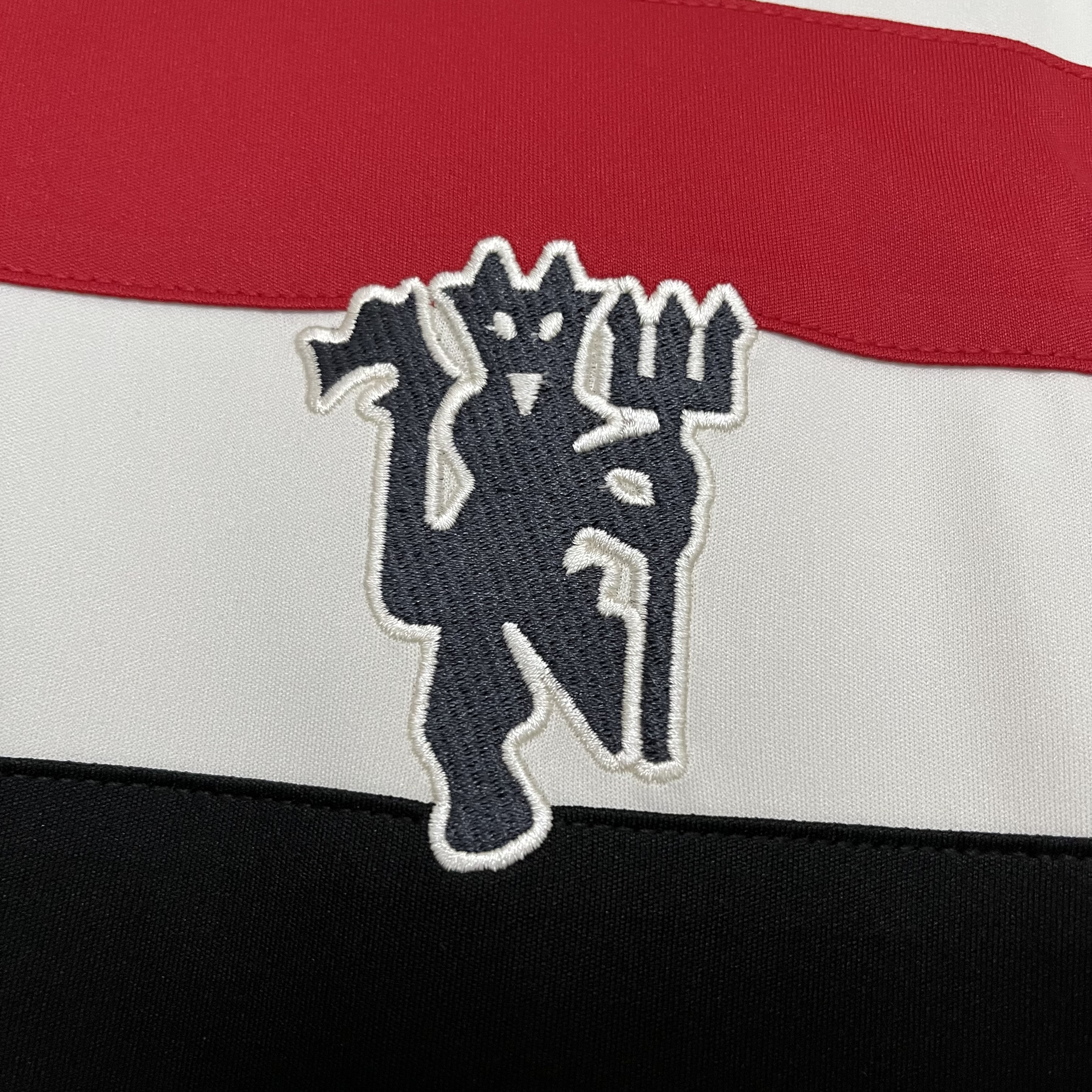 3ª Camisola Man Utd 24/25 - Versão adepto 4