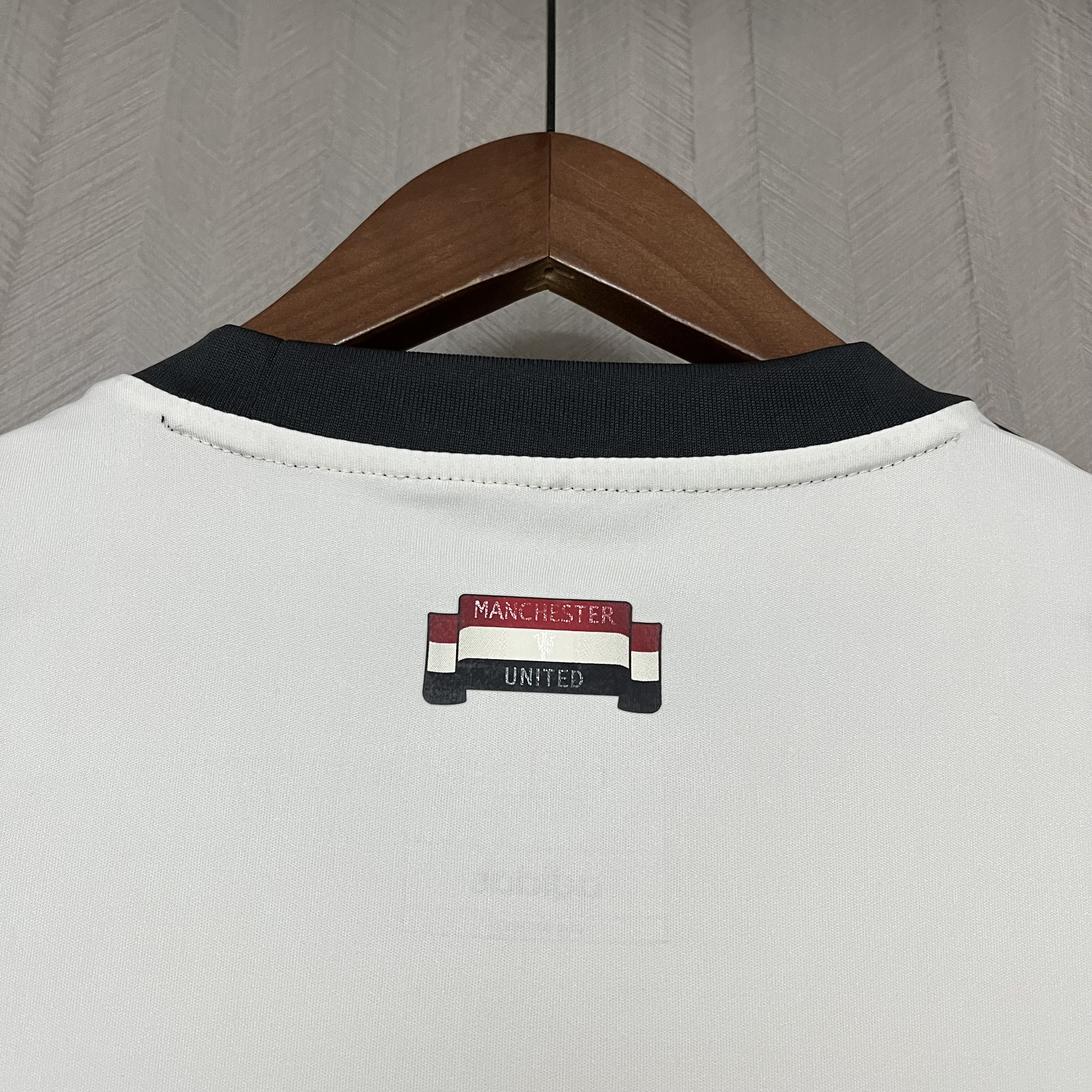 3ª Camisola Man Utd 24/25 - Versão adepto 7