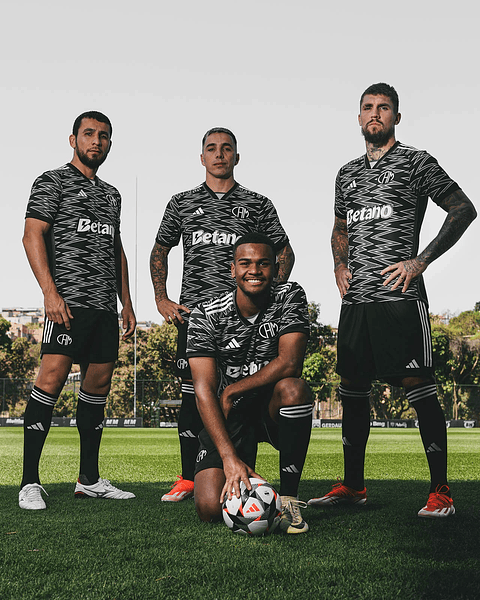 3ª Camisola Atlético Mineiro 24/25 - Versão adepto