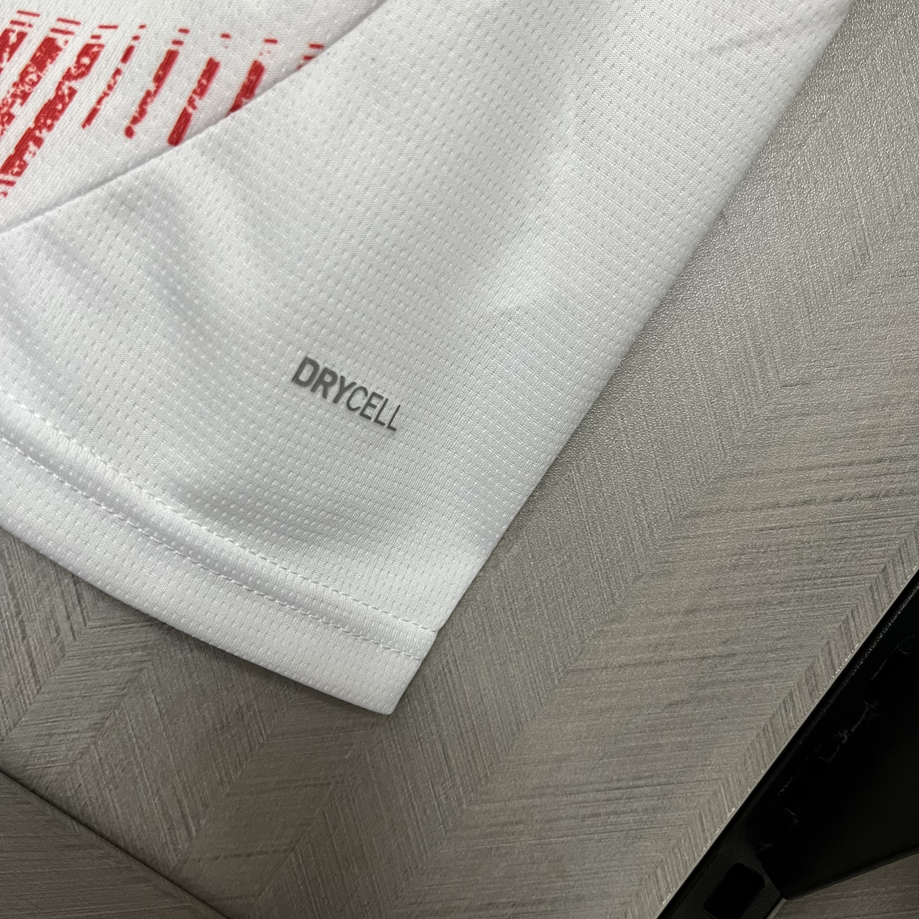 Camisola Principal Leipzig 24/25 - Versão adepto 11