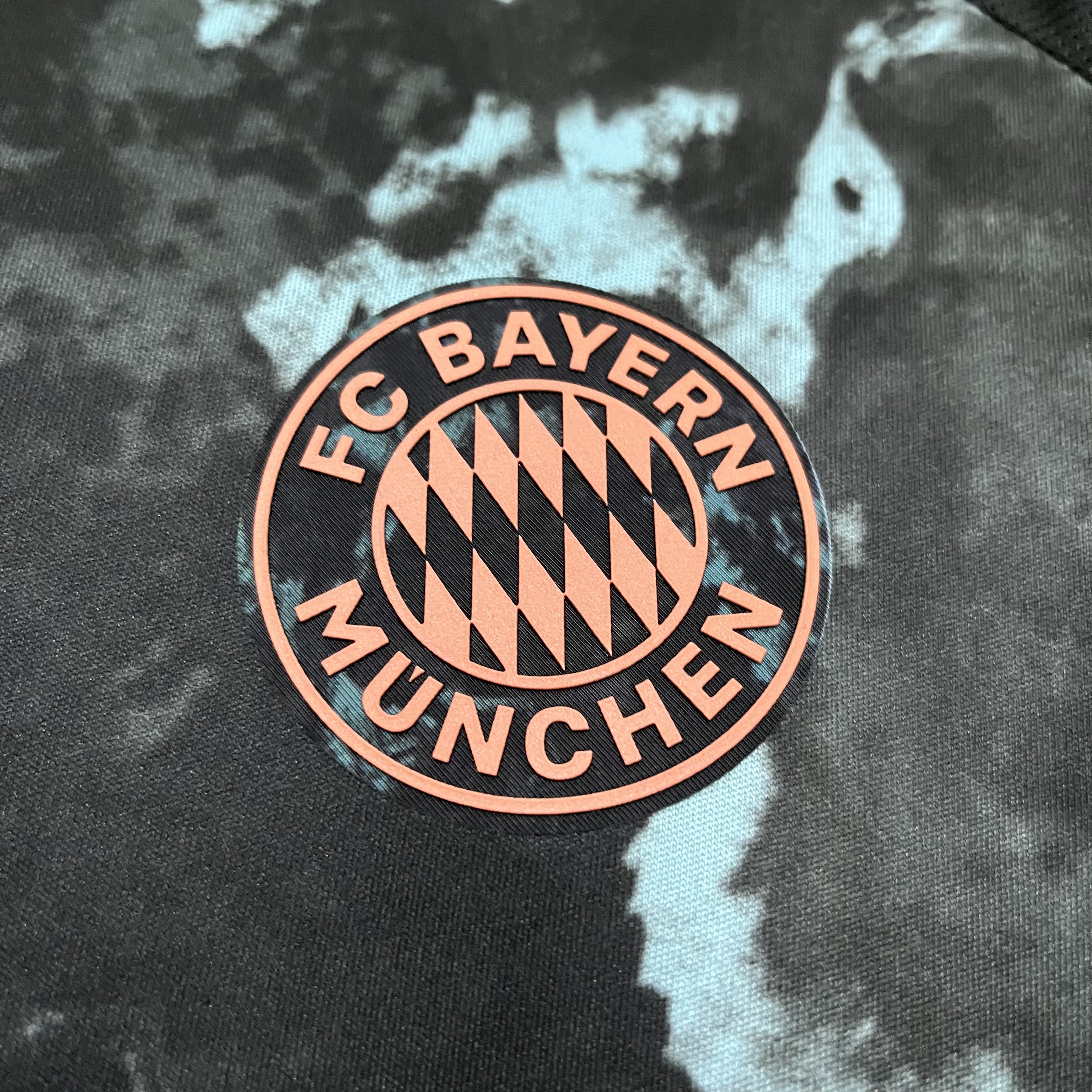 Camisola alternativa Bayern Munique 24/25 - Versão adepto 4