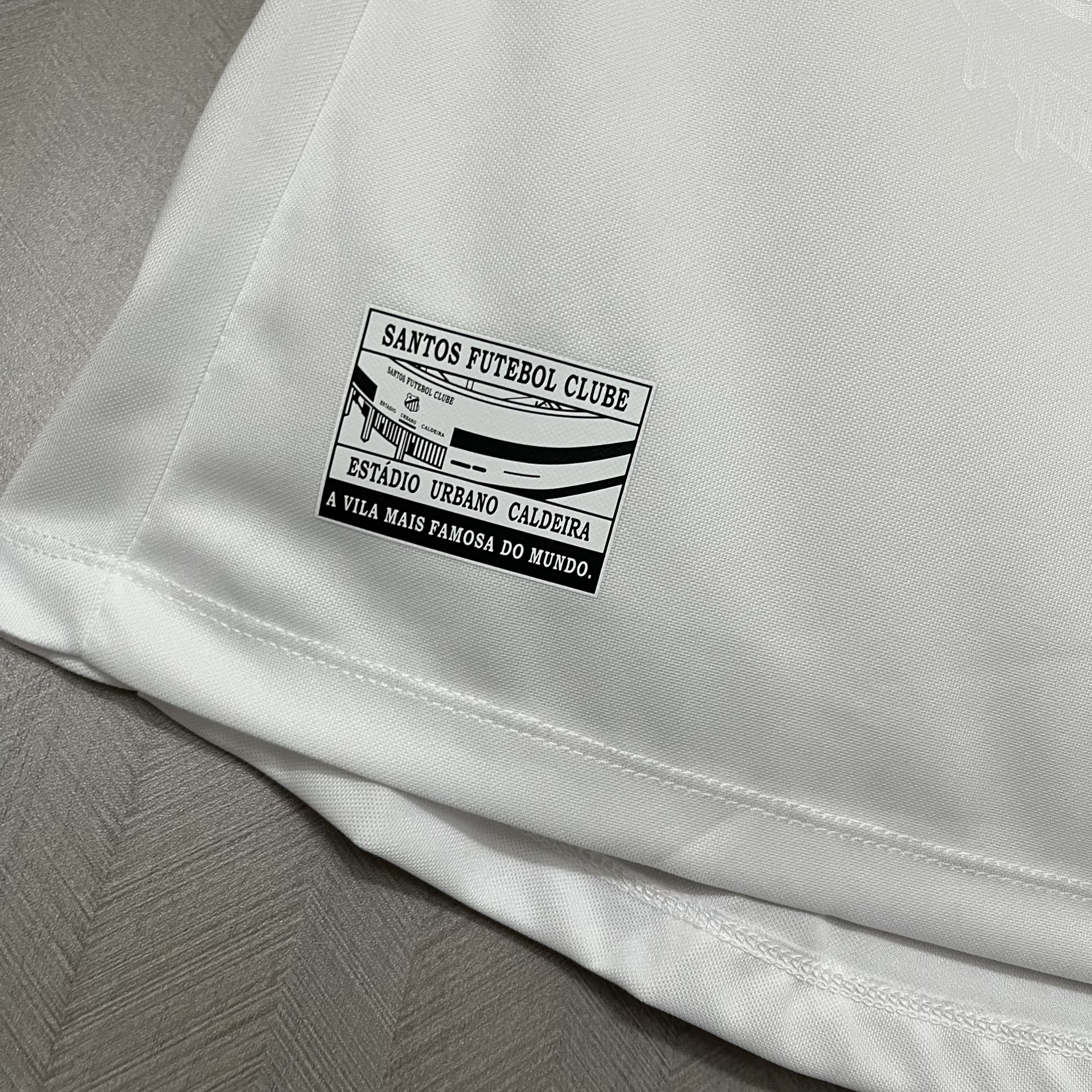 Camisola principal Santos 24/25 versão feminina  9