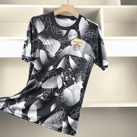 Camisola pré-jogo SL Benfica 24/25 - Versão adepto