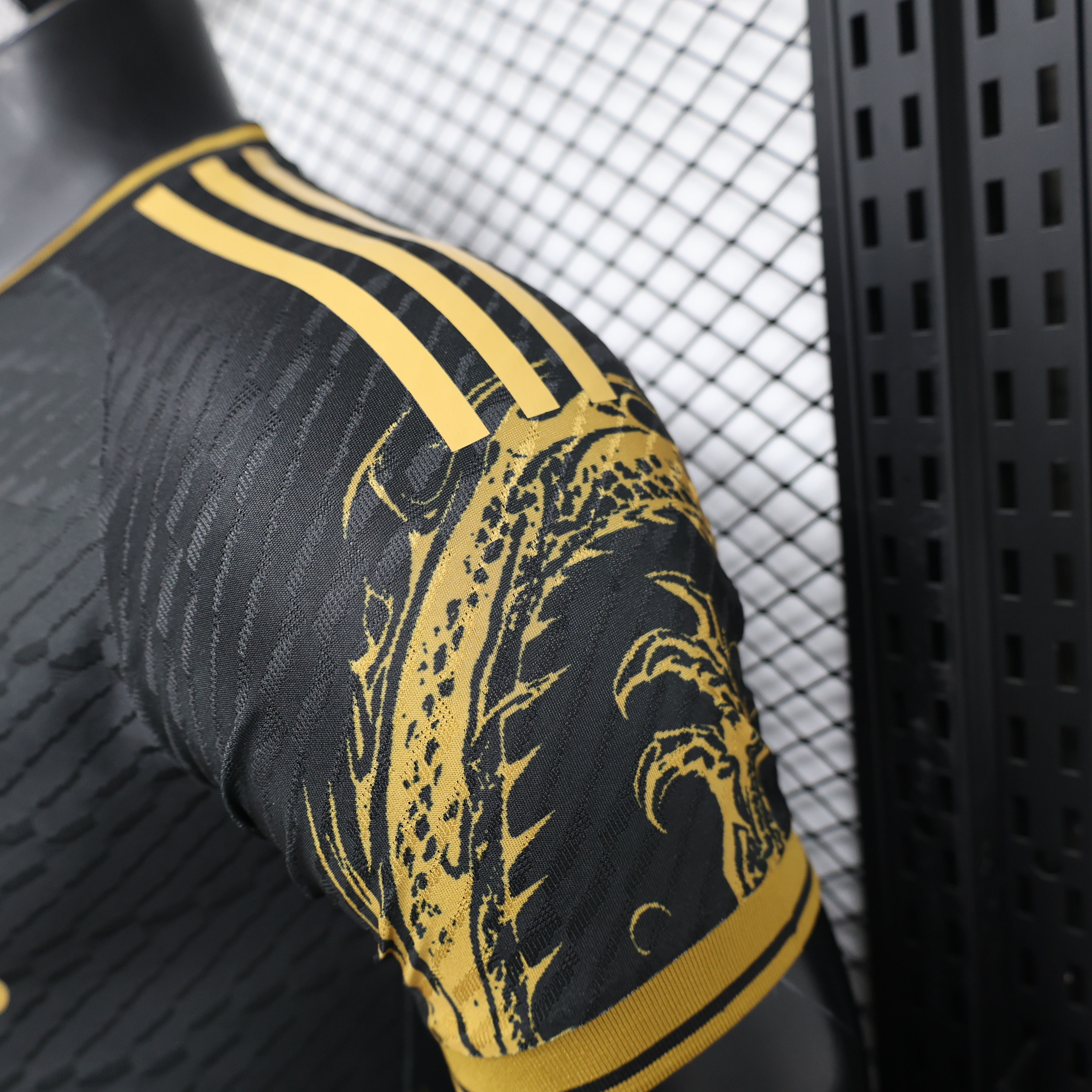 Camisola Real Madrid edição especial - Versão jogador 6