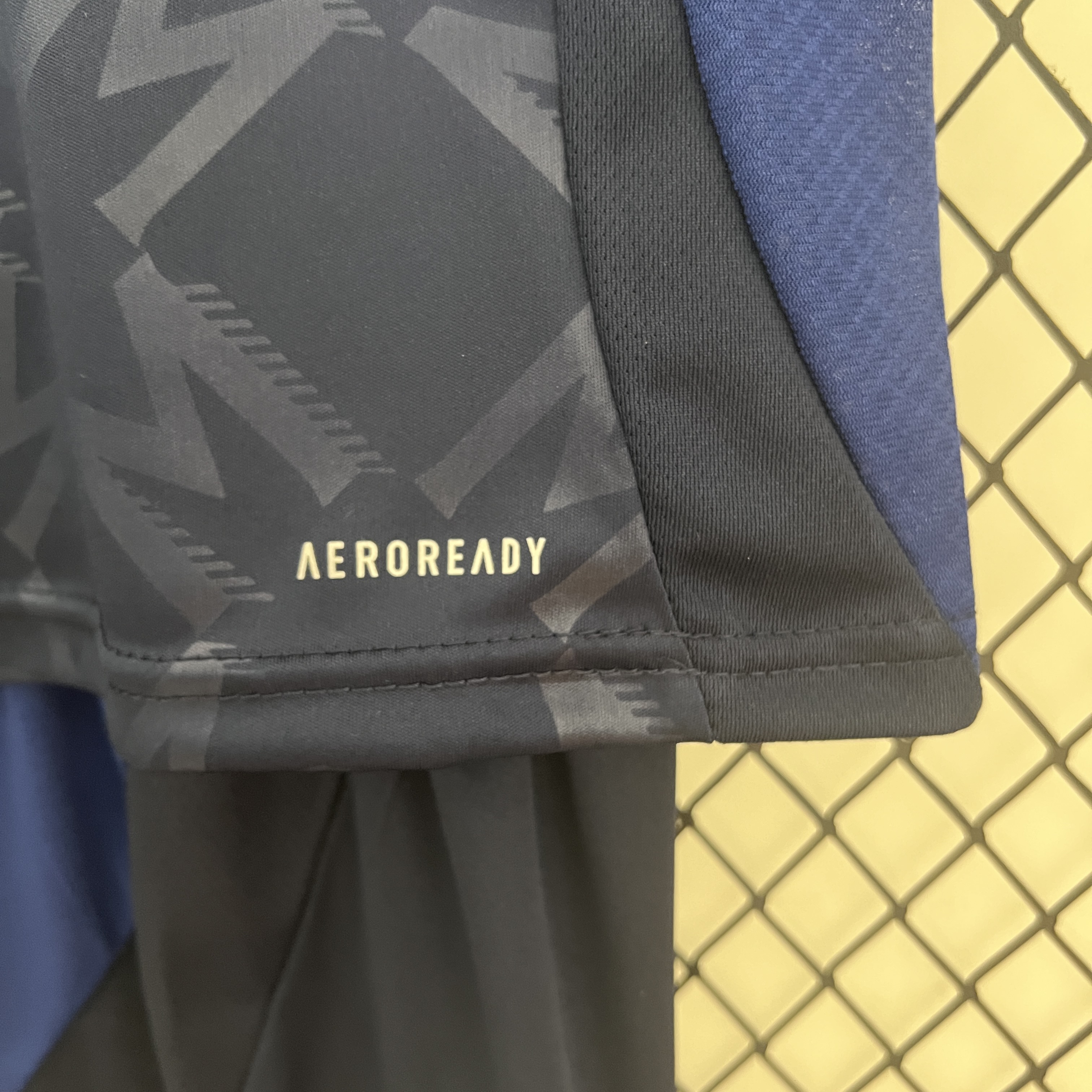 Kit Criança Man Utd alternativo 24/25 10