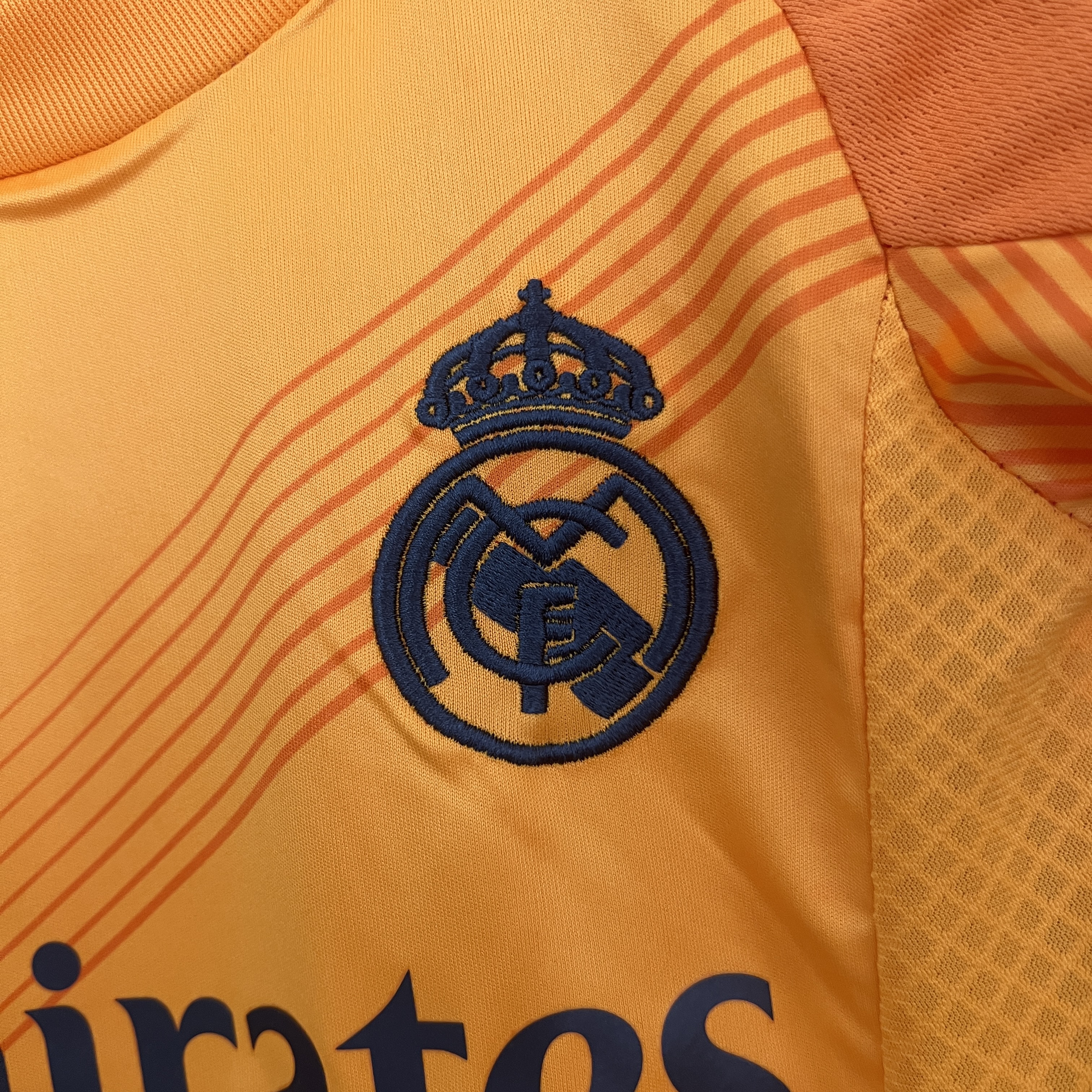 Kit Criança Real Madrid alternativo 24/25 4