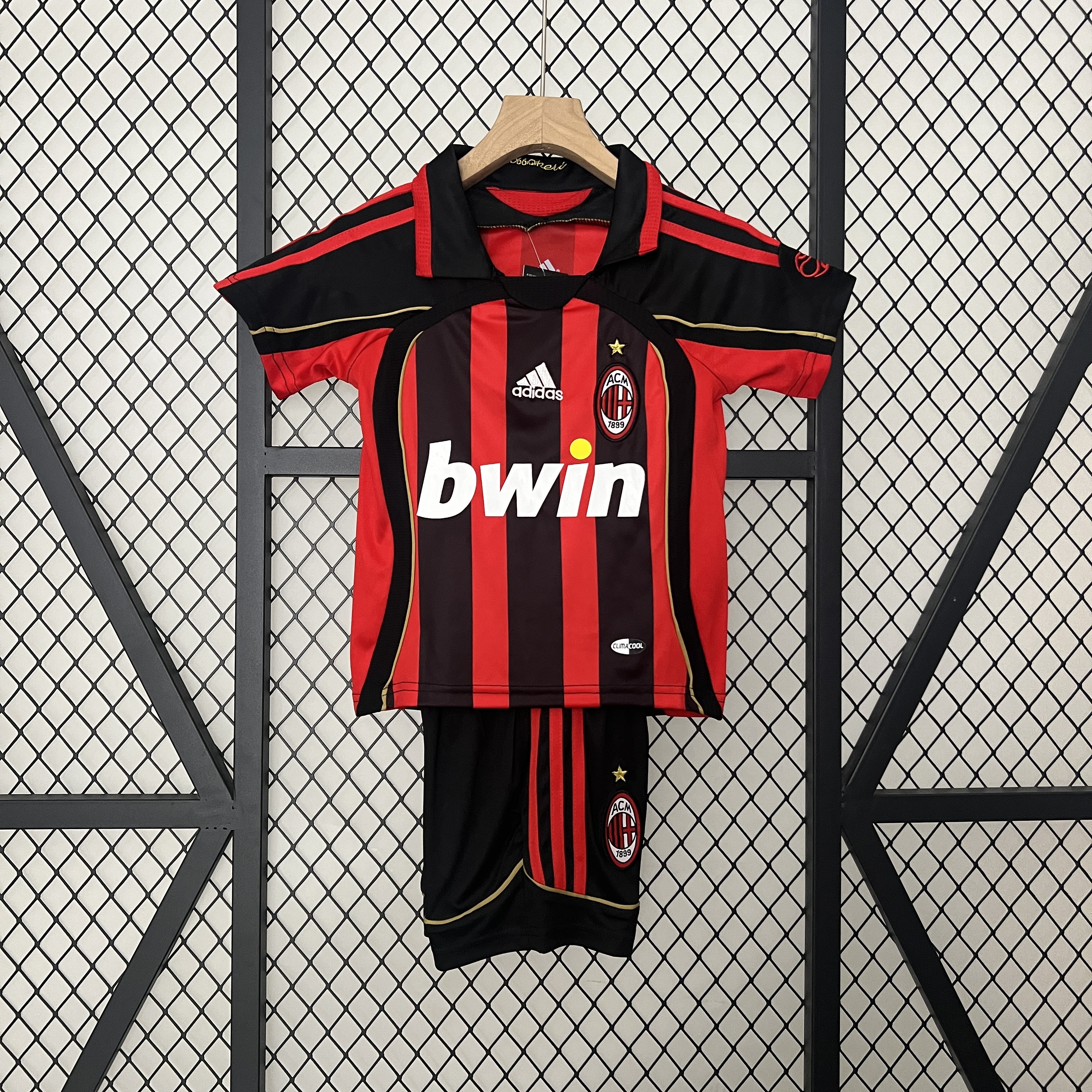 Kit Criança AC Milan principal 2006/2007  1