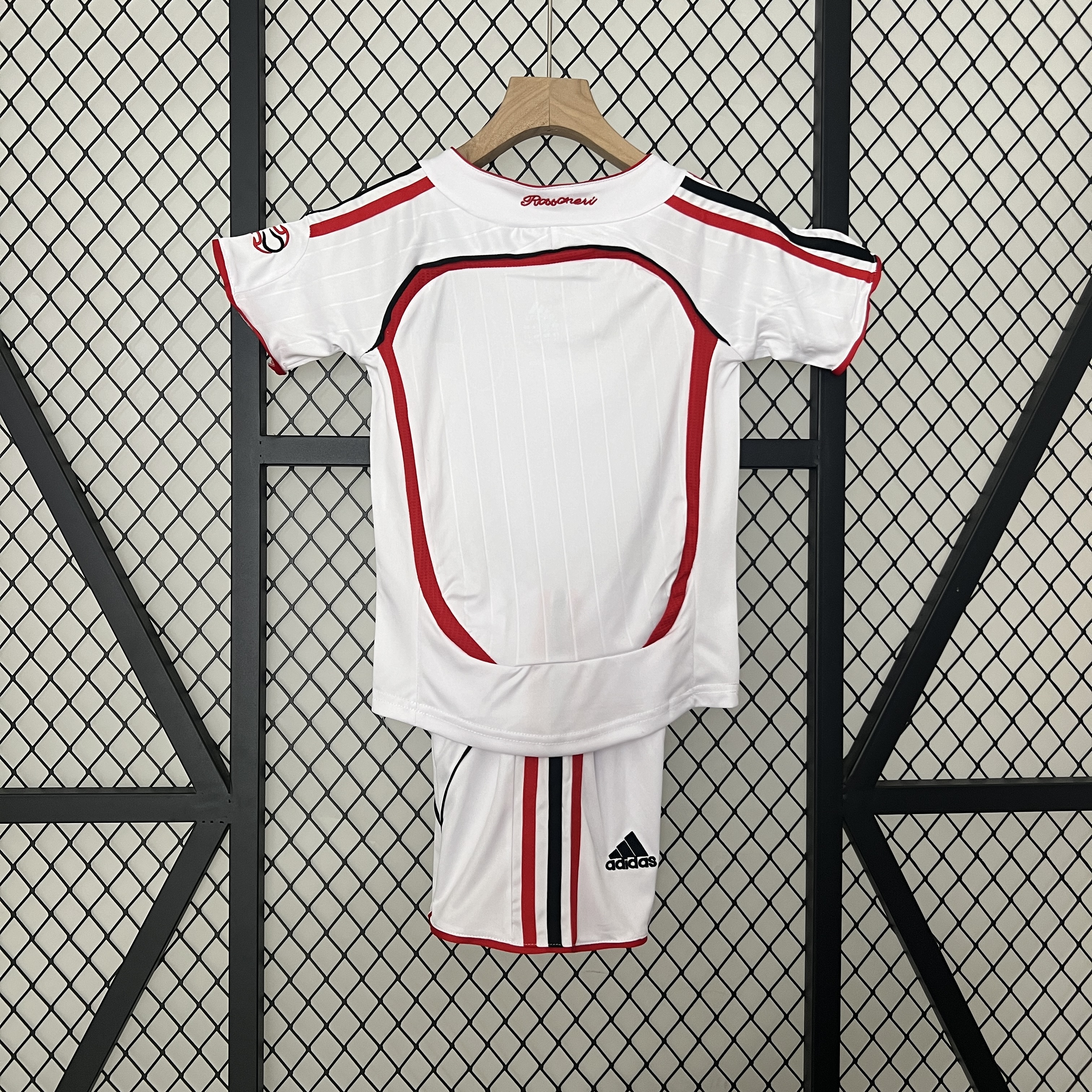 Kit Criança AC Milan alternativo 2006/2007 2