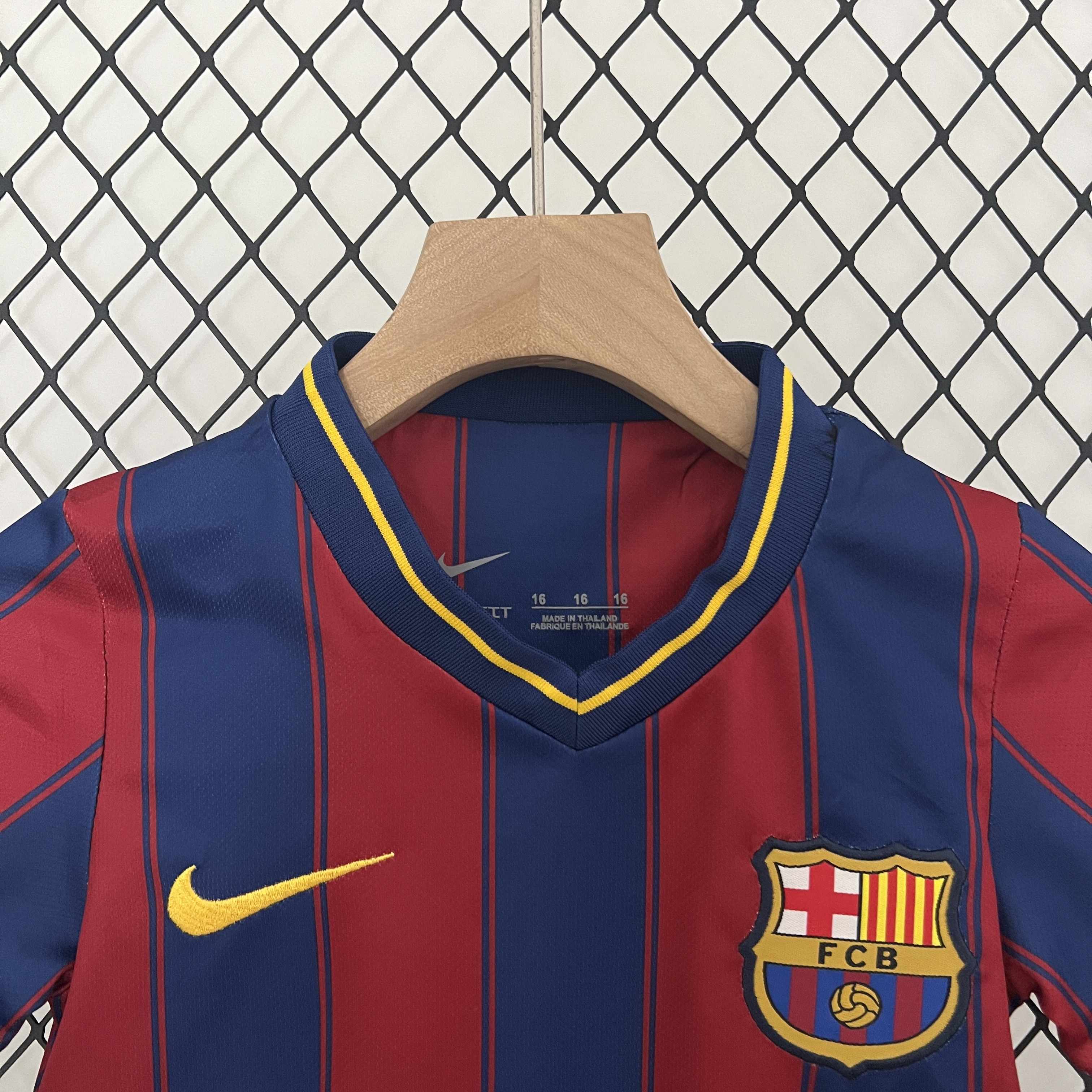 Kit Criança Barcelona principal 2009/2010 5