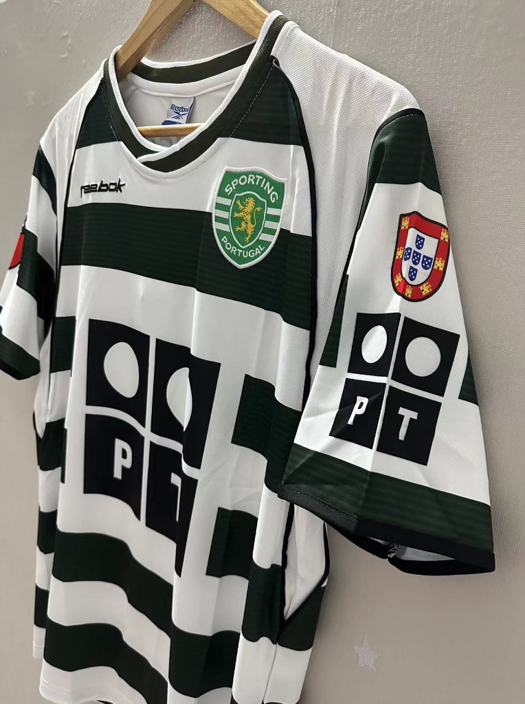 Camisola principal Sporting 2002/2003 - C.Ronaldo 28 - Versão adepto 4