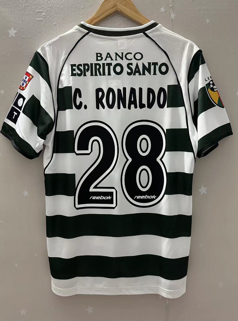 Criança - Camisola principal Sporting CP 2002/2003 - C.Ronaldo 28 1