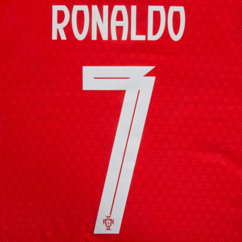 Camisola Principal Portugal 2025 - Ronaldo 7 4