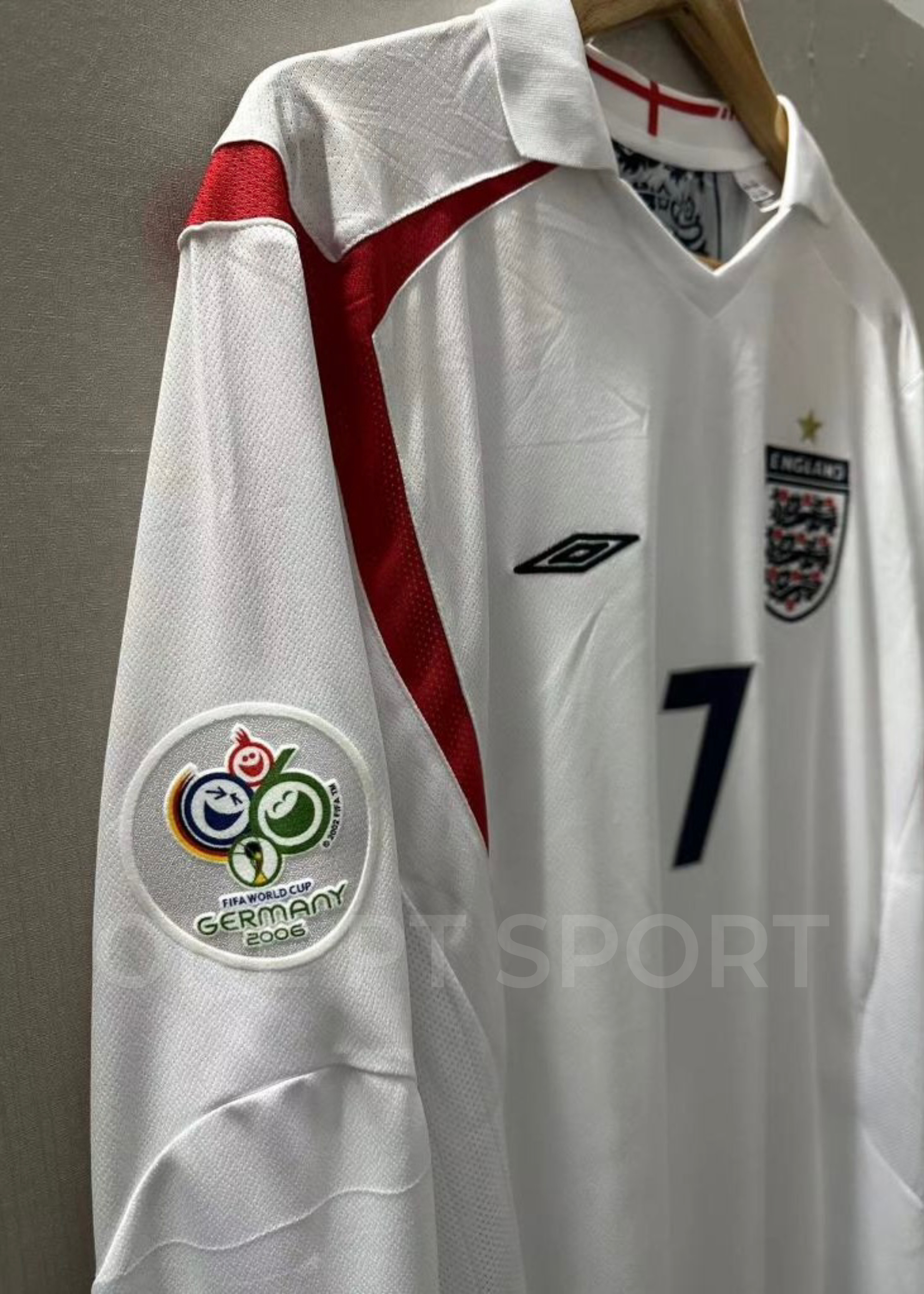 Camisola principal Inglaterra 2006 - Beckham 7 - Versão adepto 4
