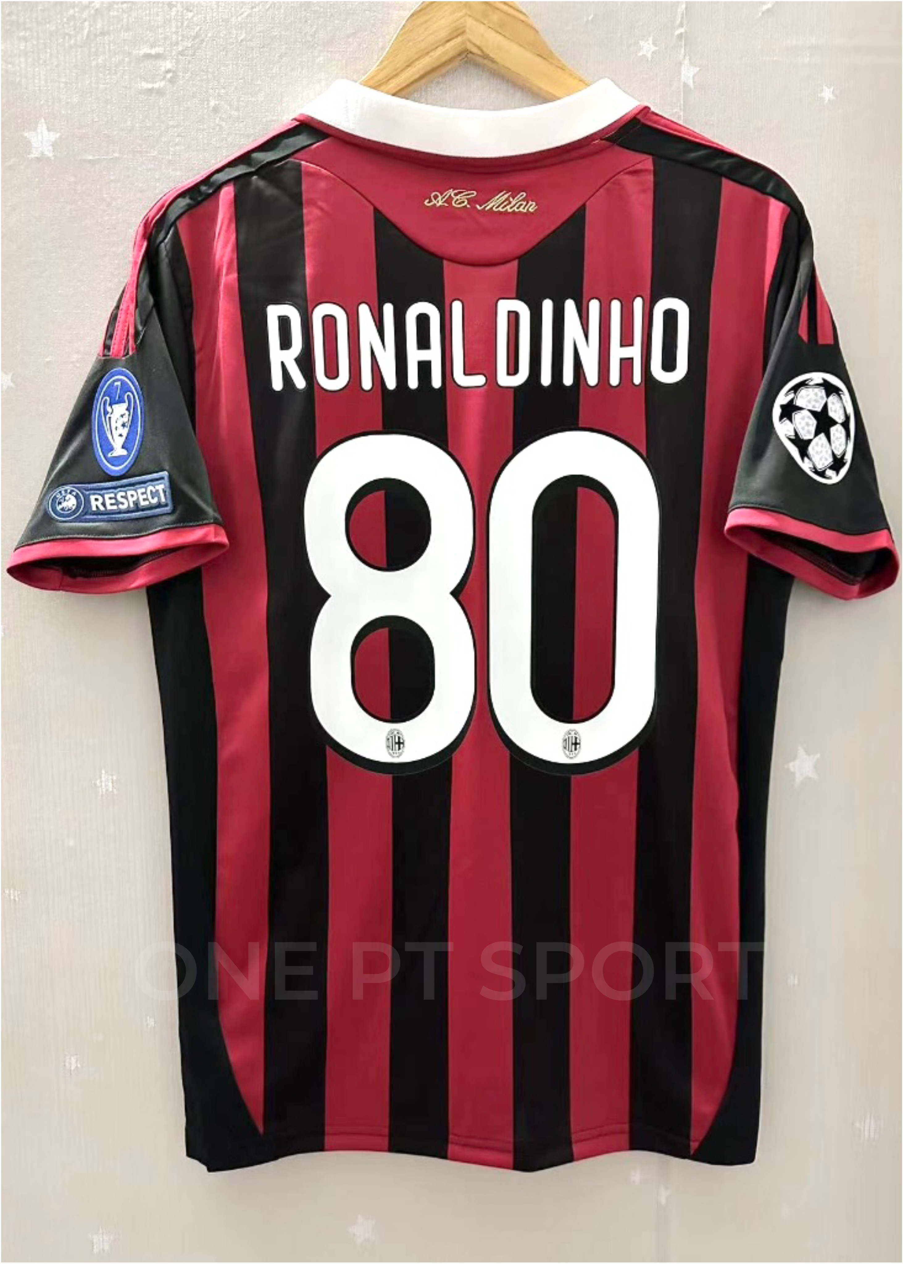 Camisola Principal AC Milan 2009-10 - Ronaldinho 80 - Versão adepto 1