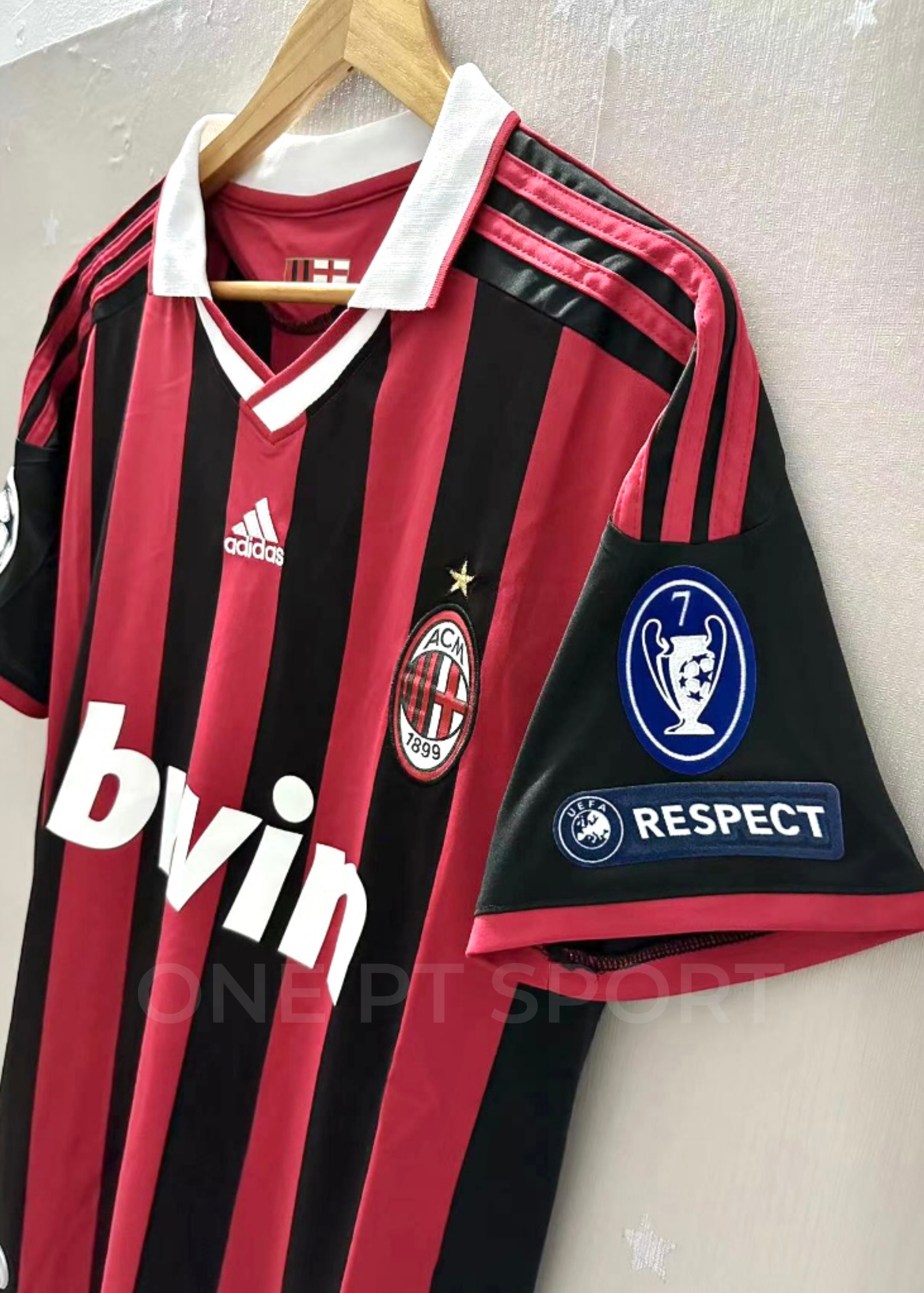Camisola Principal AC Milan 2009-10 - Ronaldinho 80 - Versão adepto 3