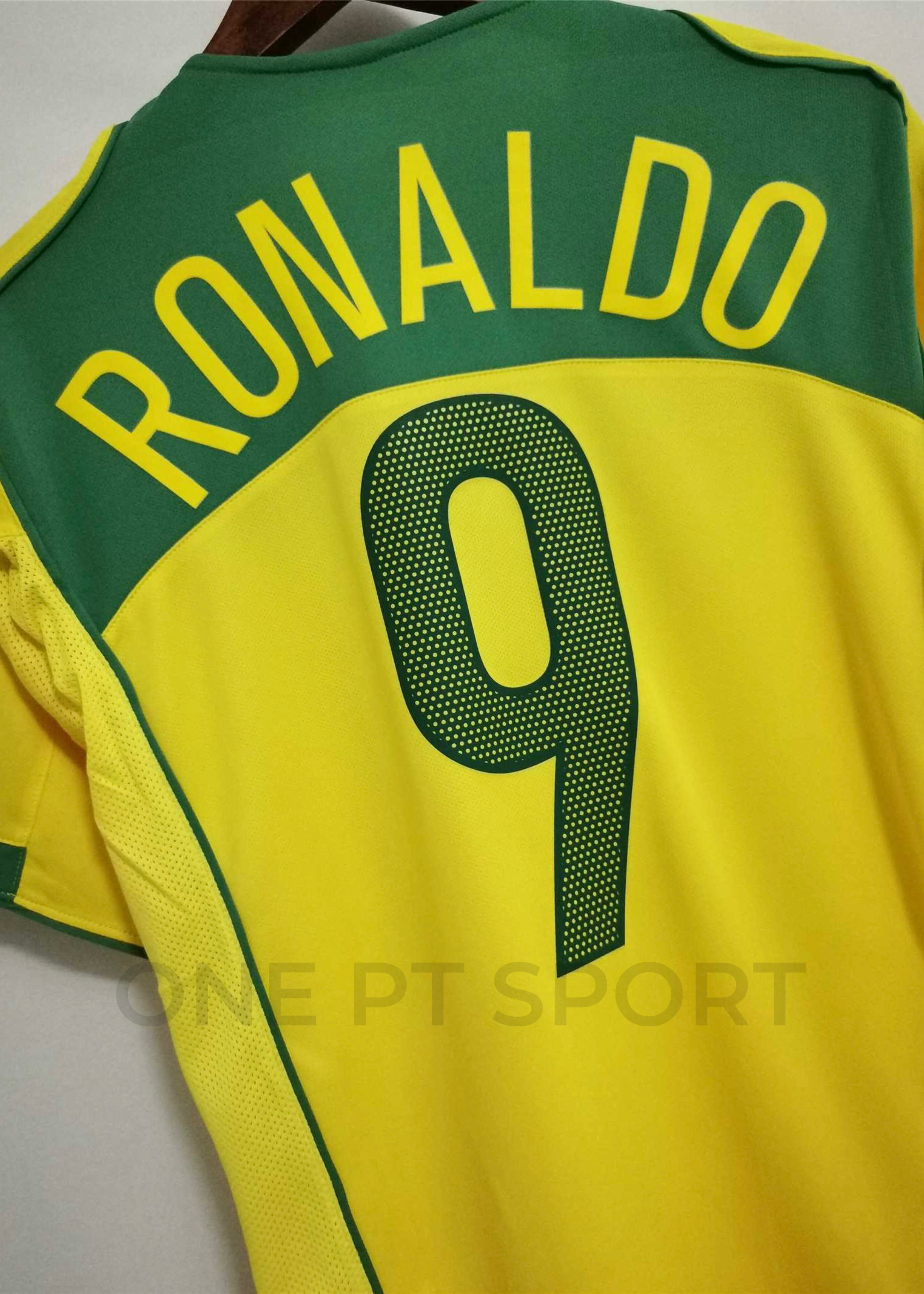 Camisola principal Brasil 2004 - Ronaldo 9 - Versão adepto 5