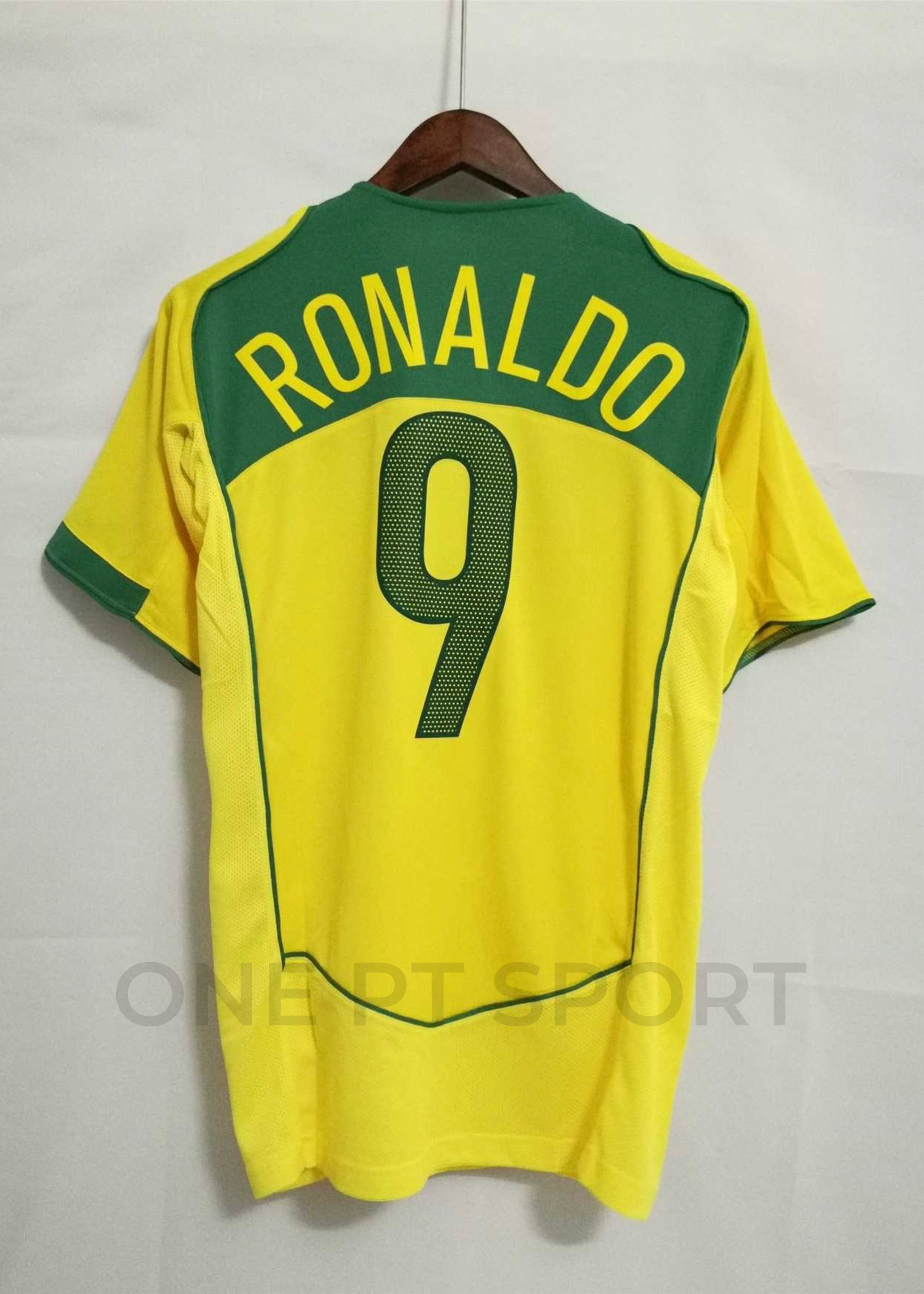 Camisola principal Brasil 2004 - Ronaldo 9 - Versão adepto 2