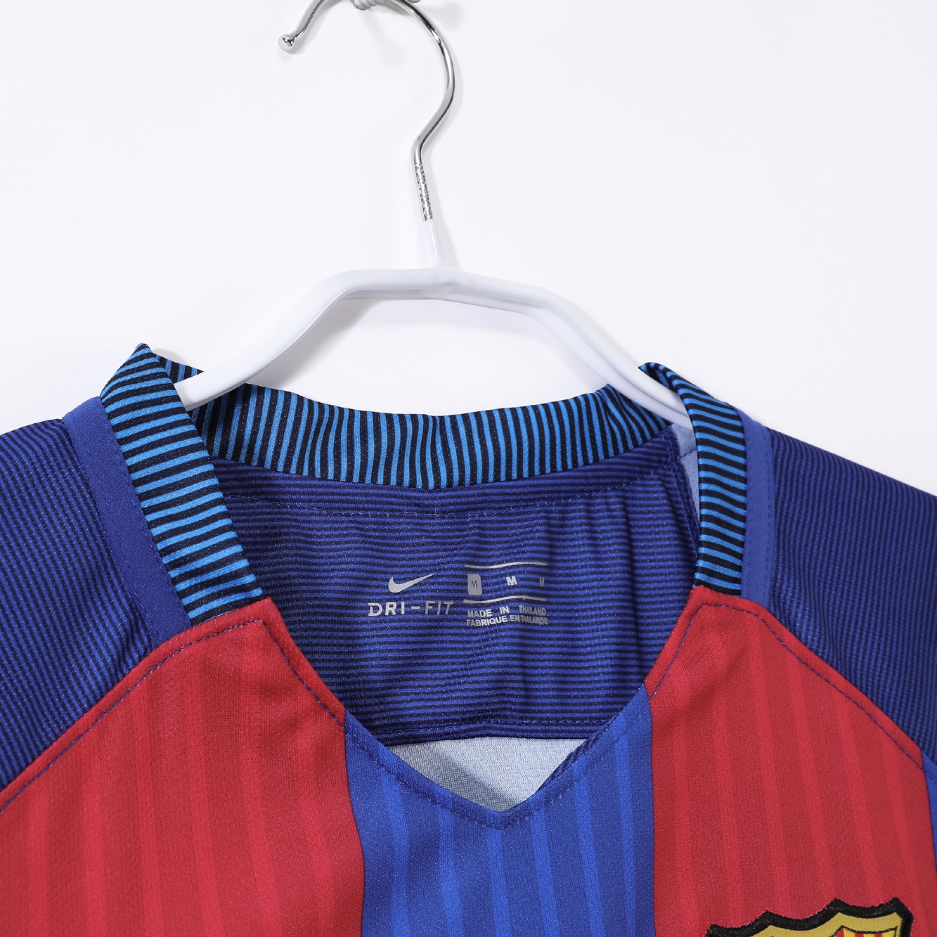 Camisola principal Barcelona 2016/2017 - Versão adepto 4