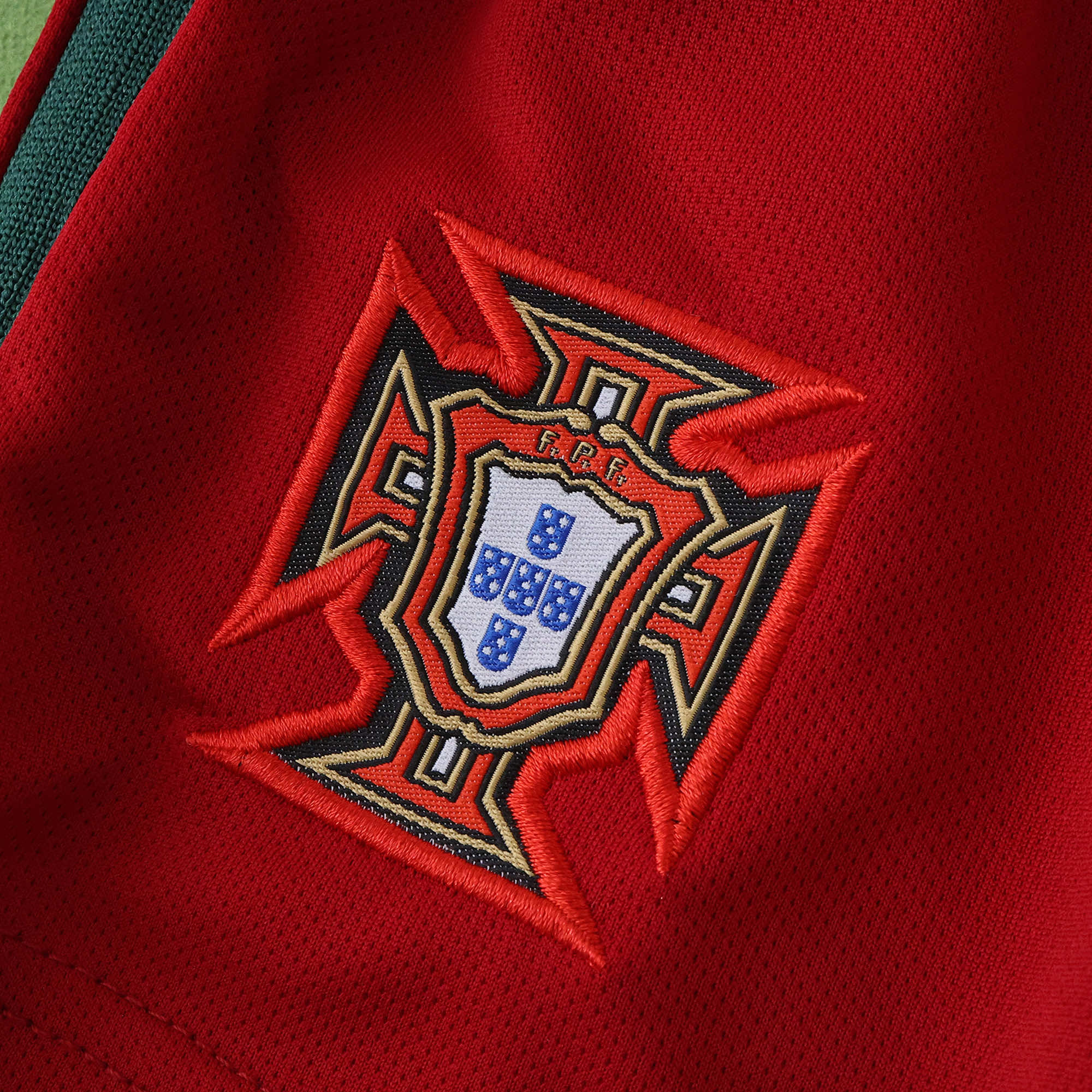 Kit Criança Portugal principal Euro 2016 17